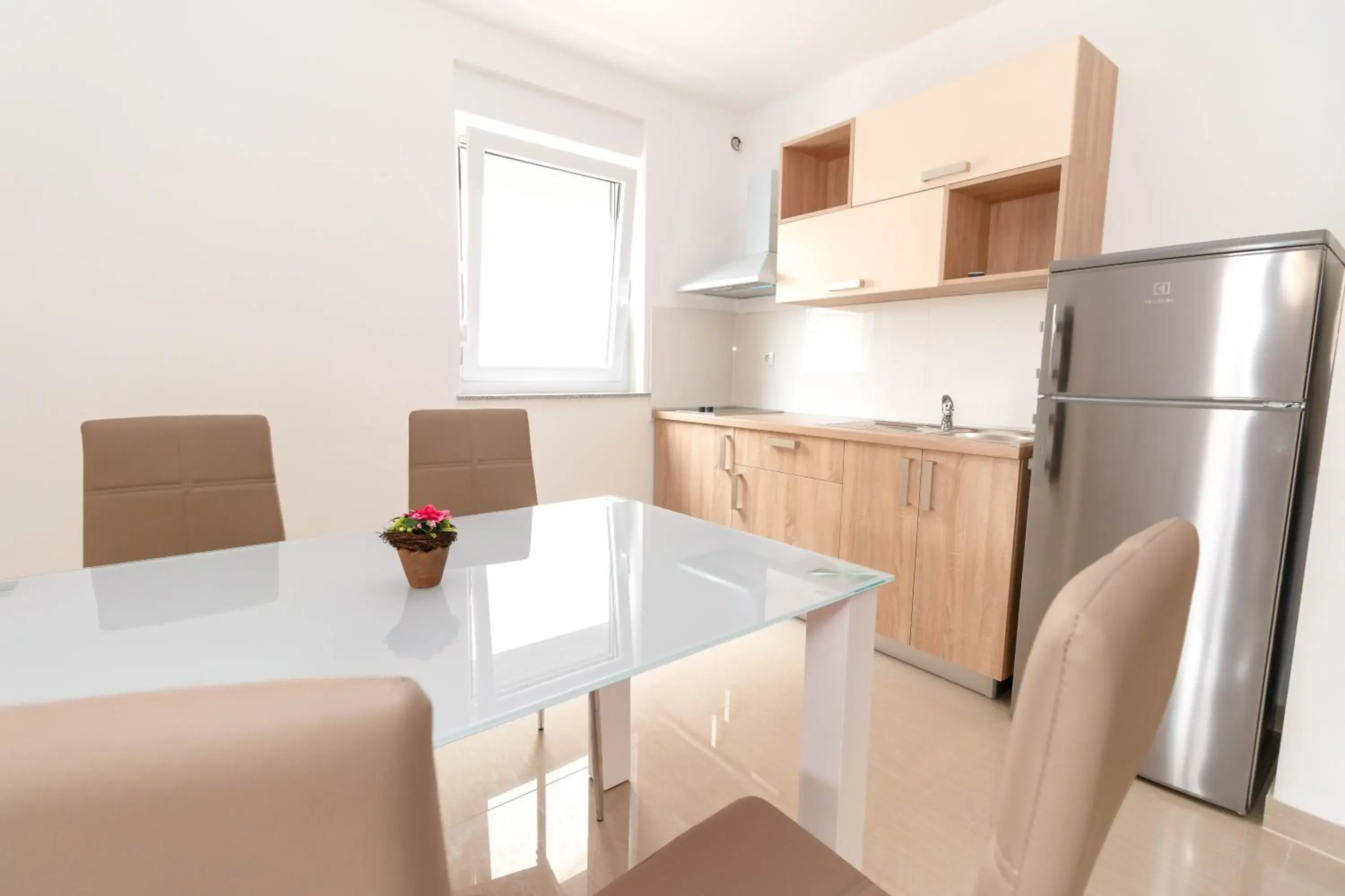 Summer Fun Apartments Summer Fun Apartments