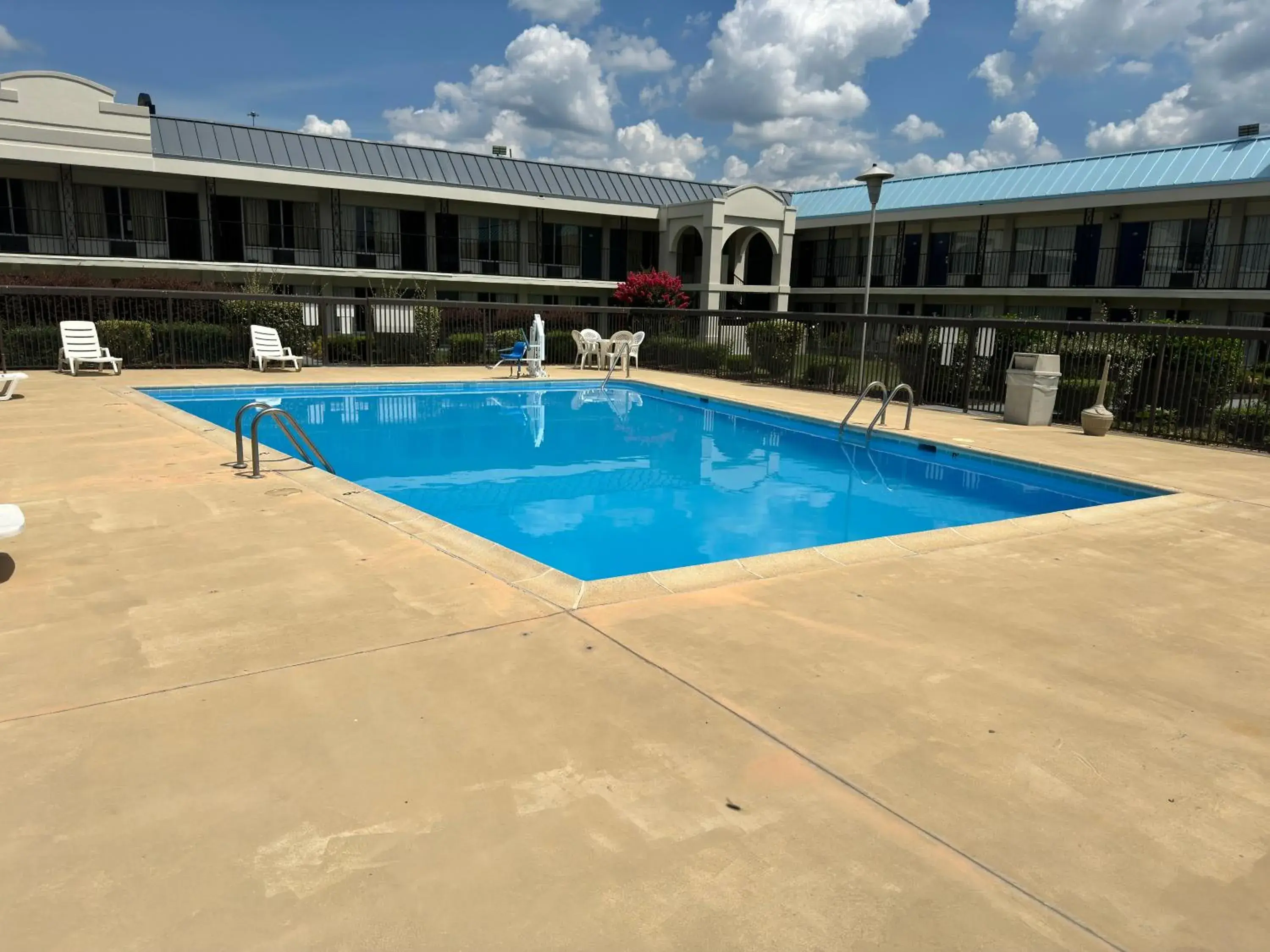Pool view in Days Inn by Wyndham Emporia Pool view in Days Inn by Wyndham Emporia