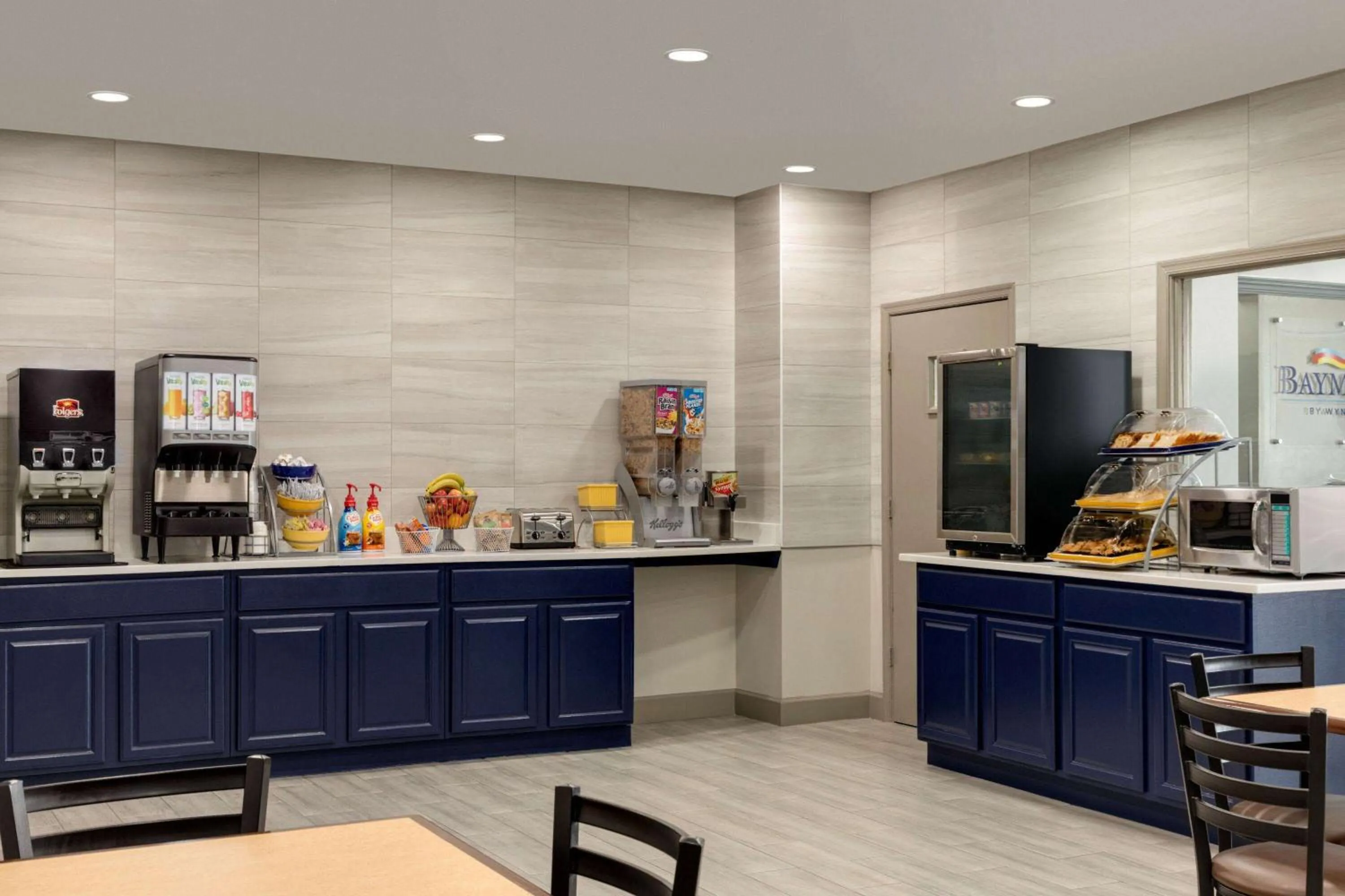 Breakfast in Days Inn by Wyndham Emporia