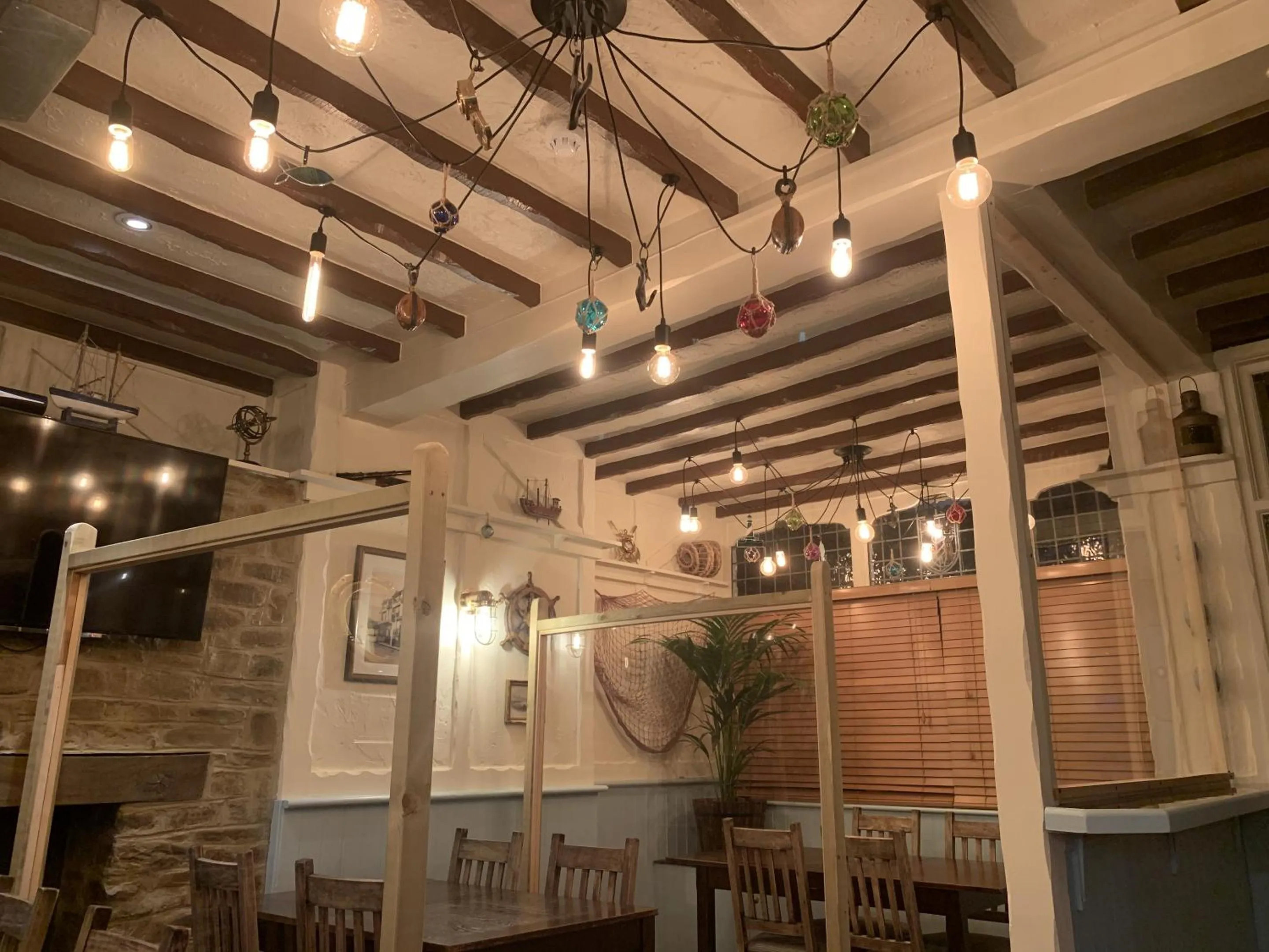 Lounge or bar in Wayfarer Inn