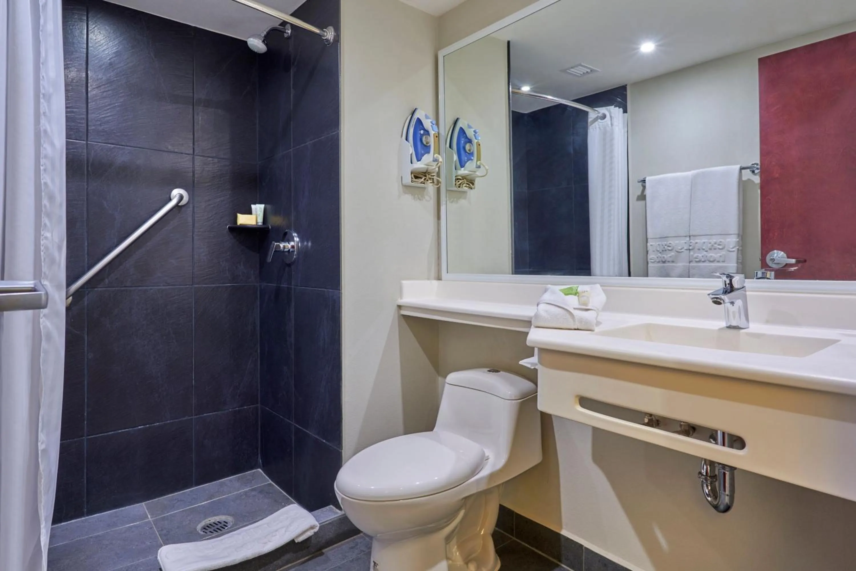 Bathroom in City Express by Marriott Hermosillo