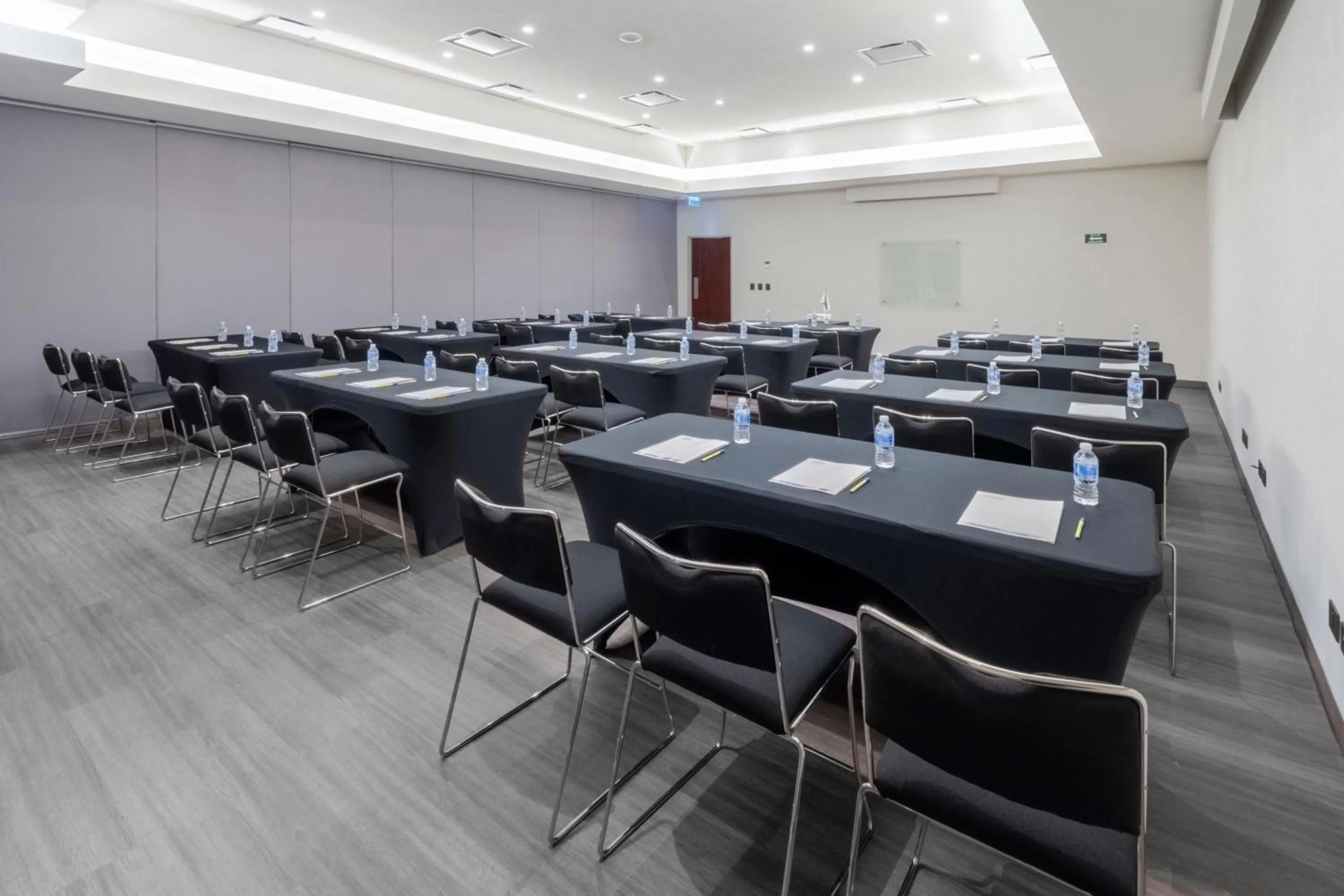 Meeting/conference room in City Express by Marriott Hermosillo