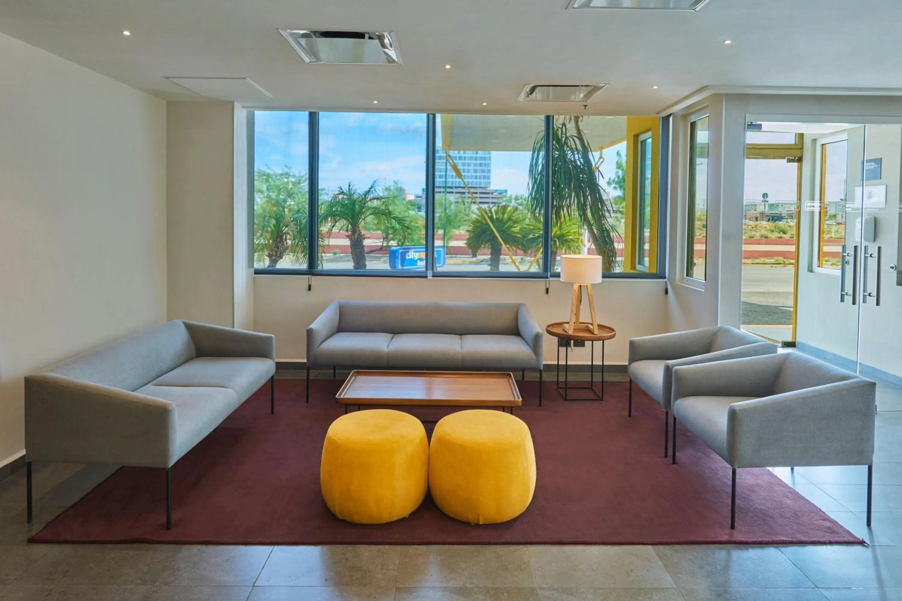Lobby or reception in City Express by Marriott Hermosillo