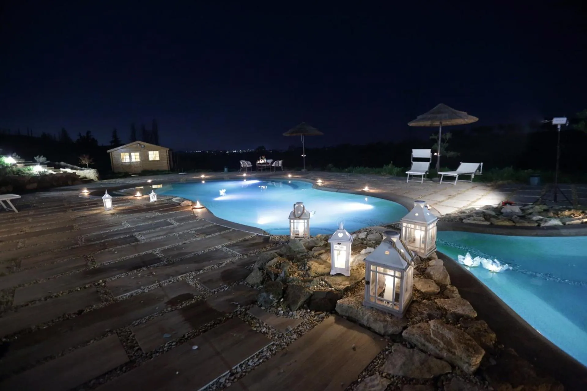 Swimming pool in angolo di paradiso