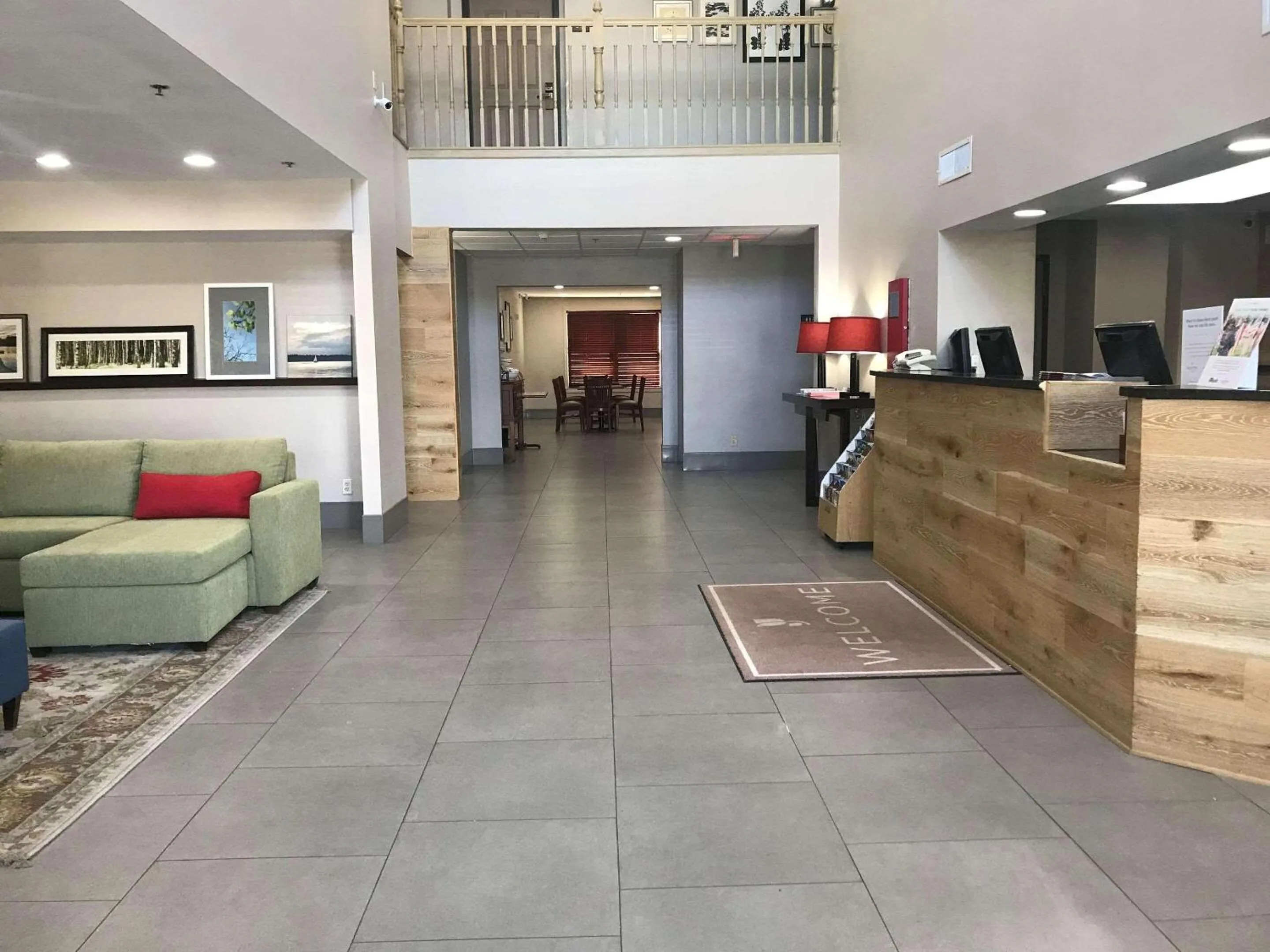 Lobby or reception in Country Inn & Suites by Radisson, Richmond I-95 South, VA