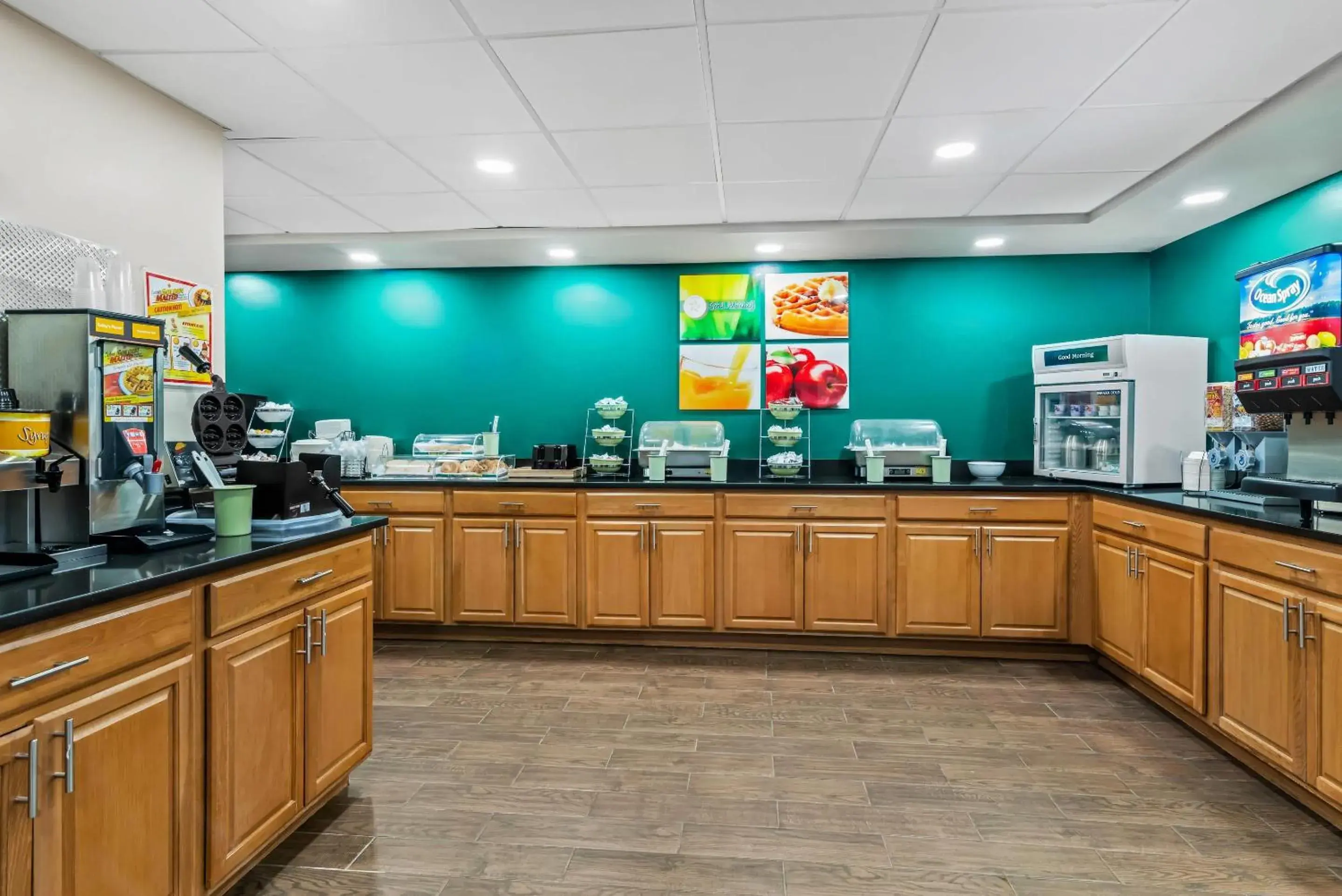 Breakfast in Quality Inn Bangor Airport Breakfast in Quality Inn Bangor Airport