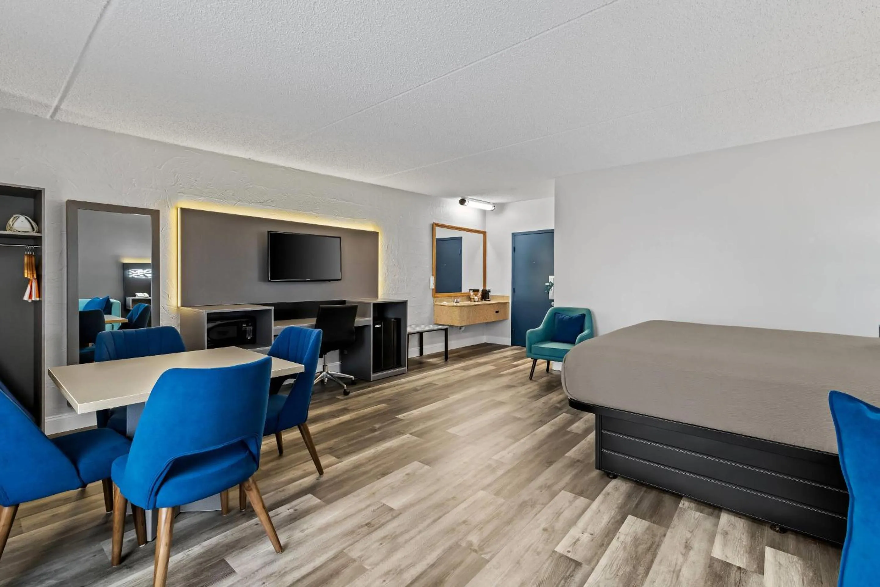 Bedroom, Bed in Quality Inn Bangor Airport