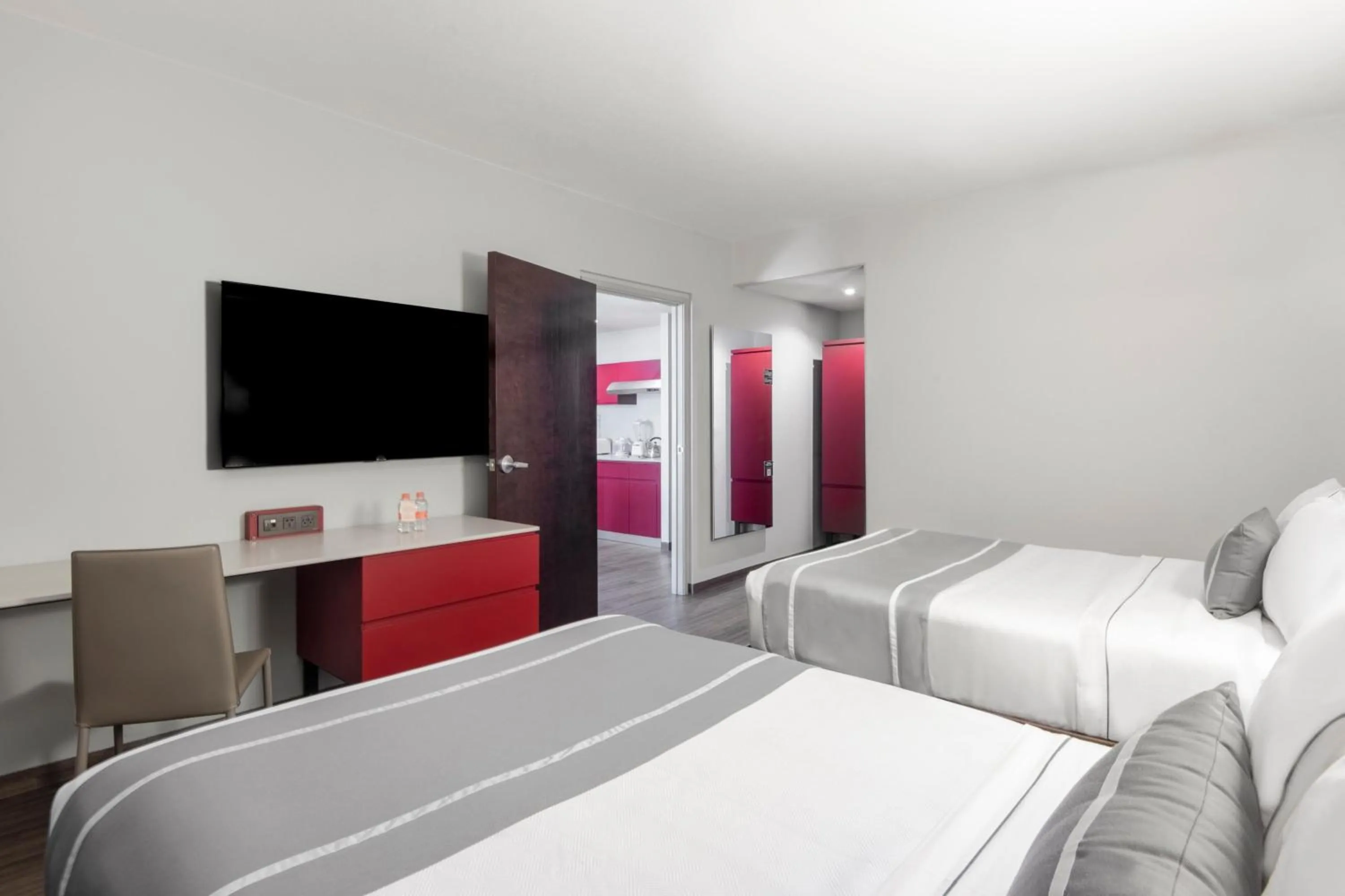 Bedroom, Bed in City Express Plus by Marriott Ciudad de México Insurgentes Sur