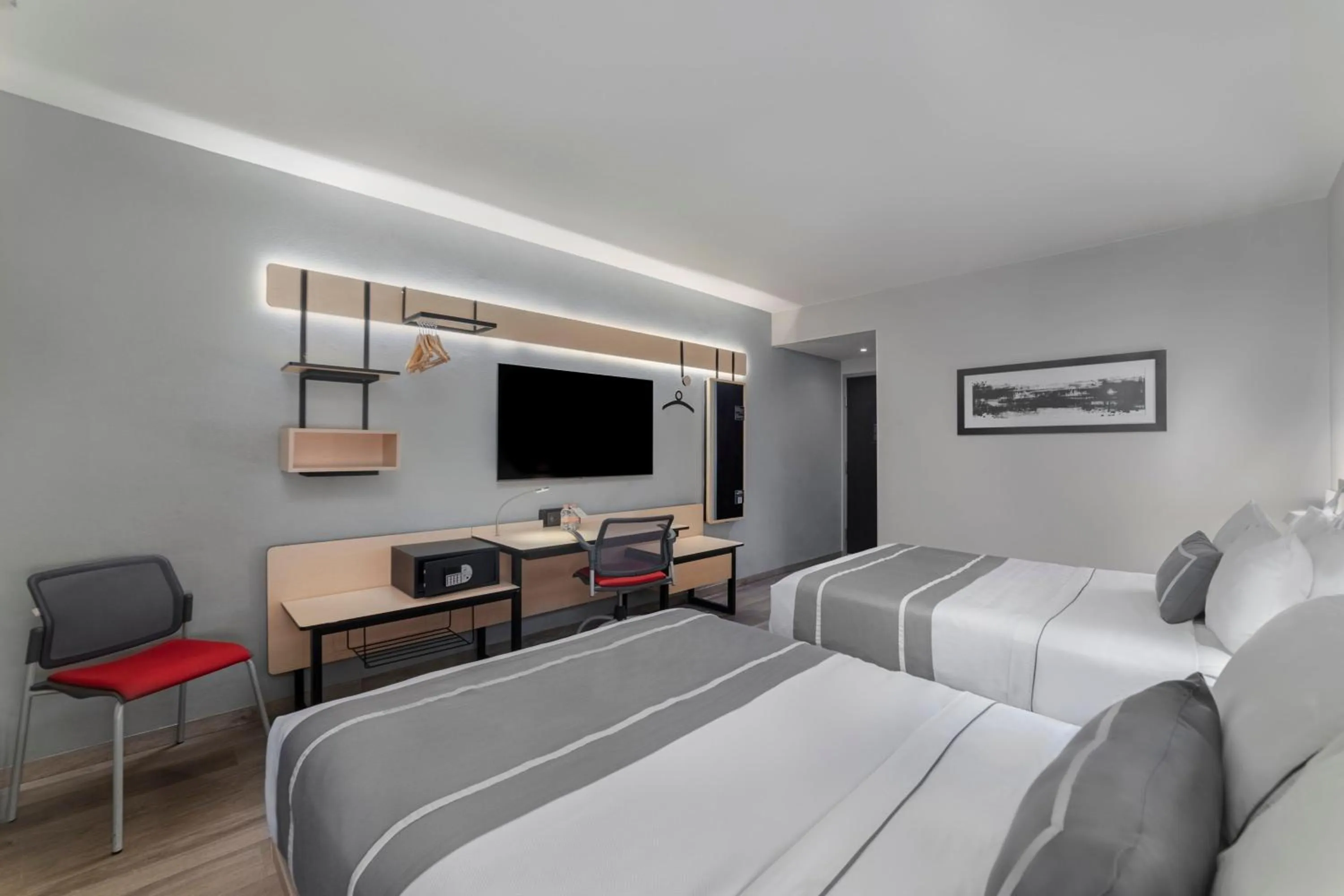 Photo of the whole room, Bed in City Express Plus by Marriott Ciudad de México Insurgentes Sur