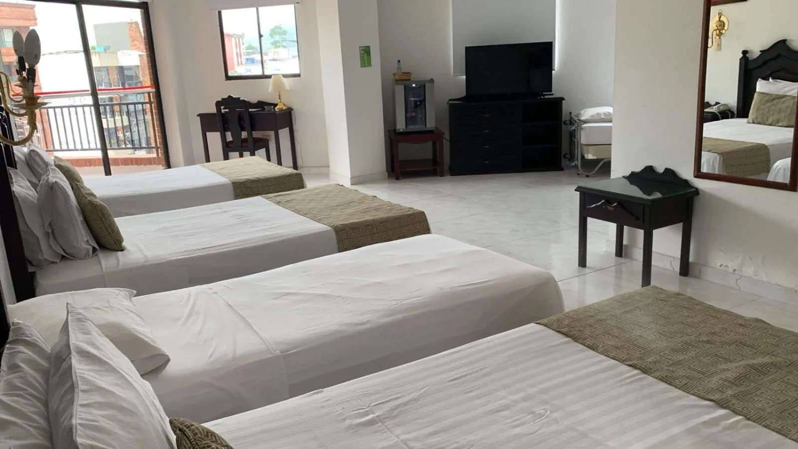 Bed in Casa Morales Hotel Internacional y Centro de Convenciones