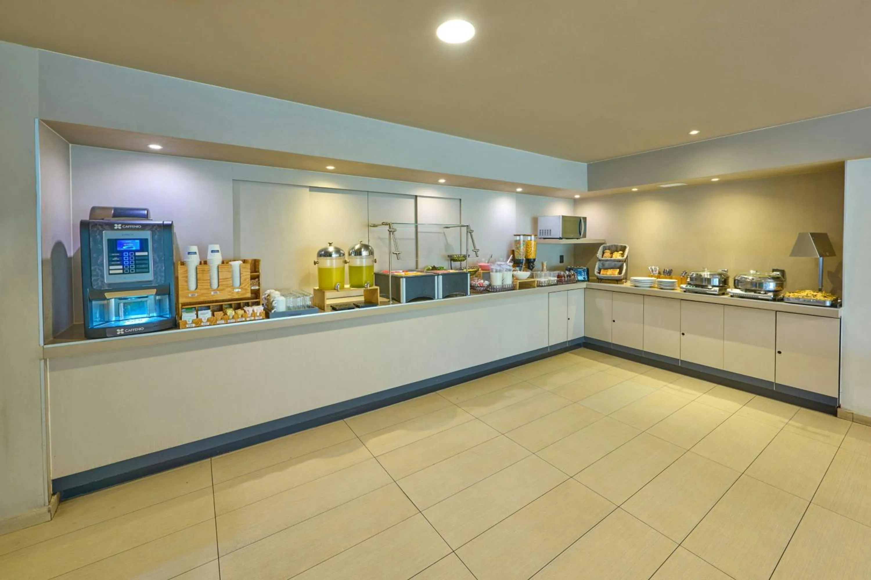 Breakfast in City Express Suites by Marriott Queretaro