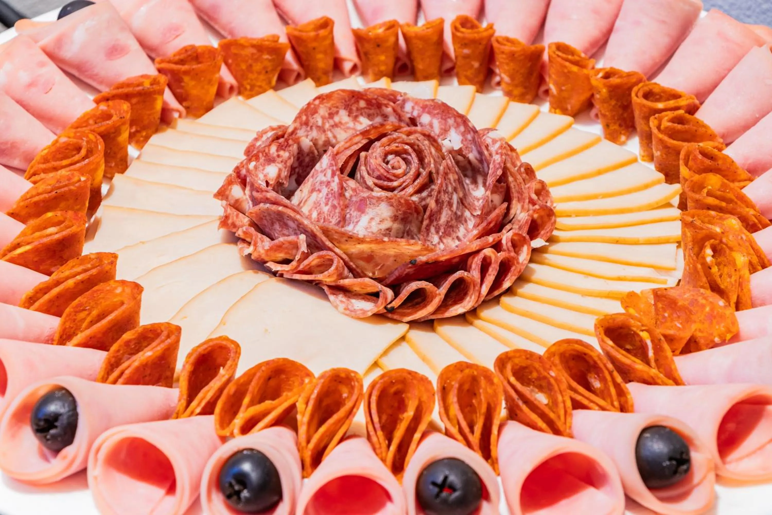 Food and drinks in GHL Collection 93