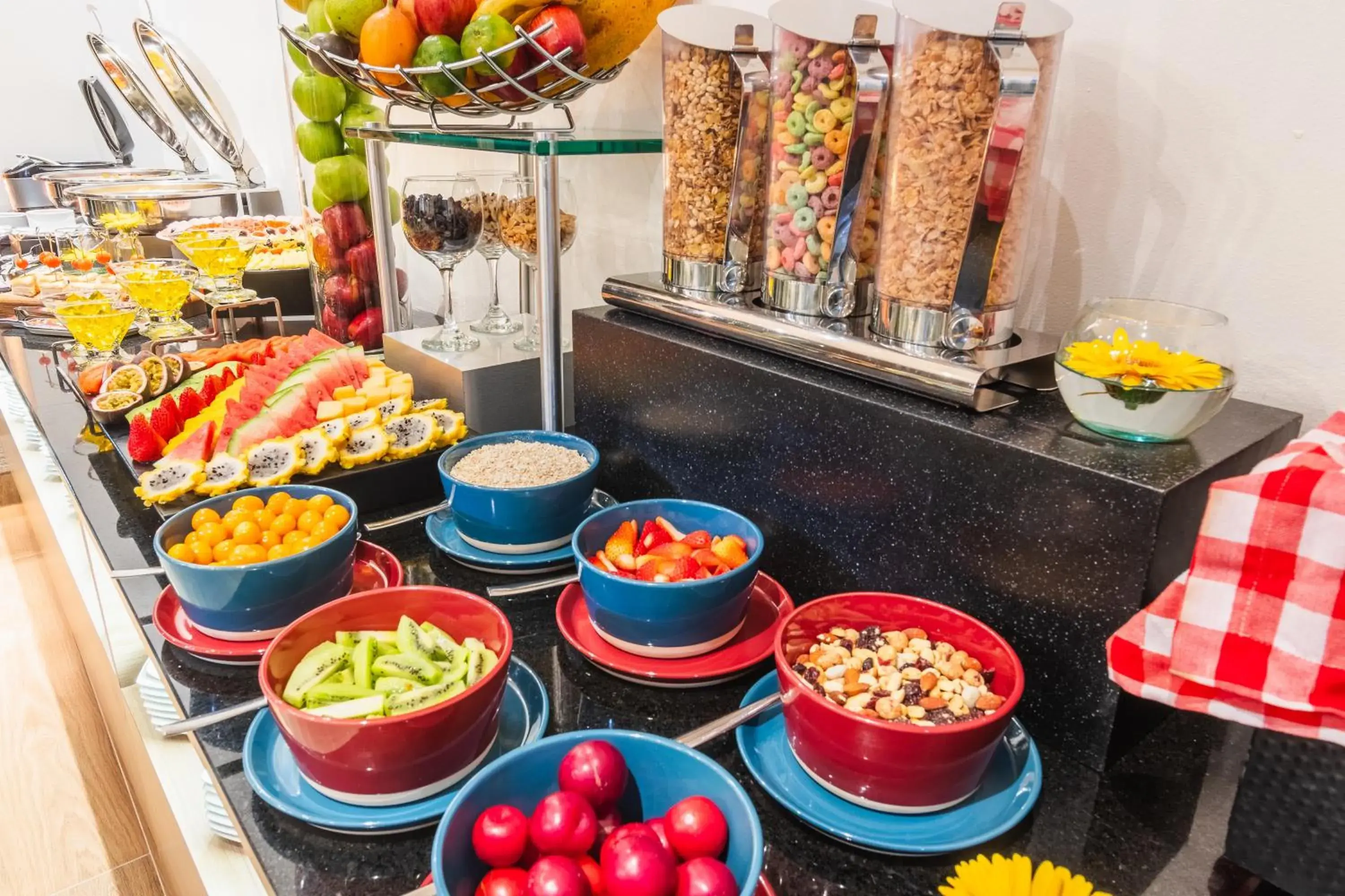 Buffet breakfast in GHL Collection 93 Buffet breakfast in GHL Collection 93