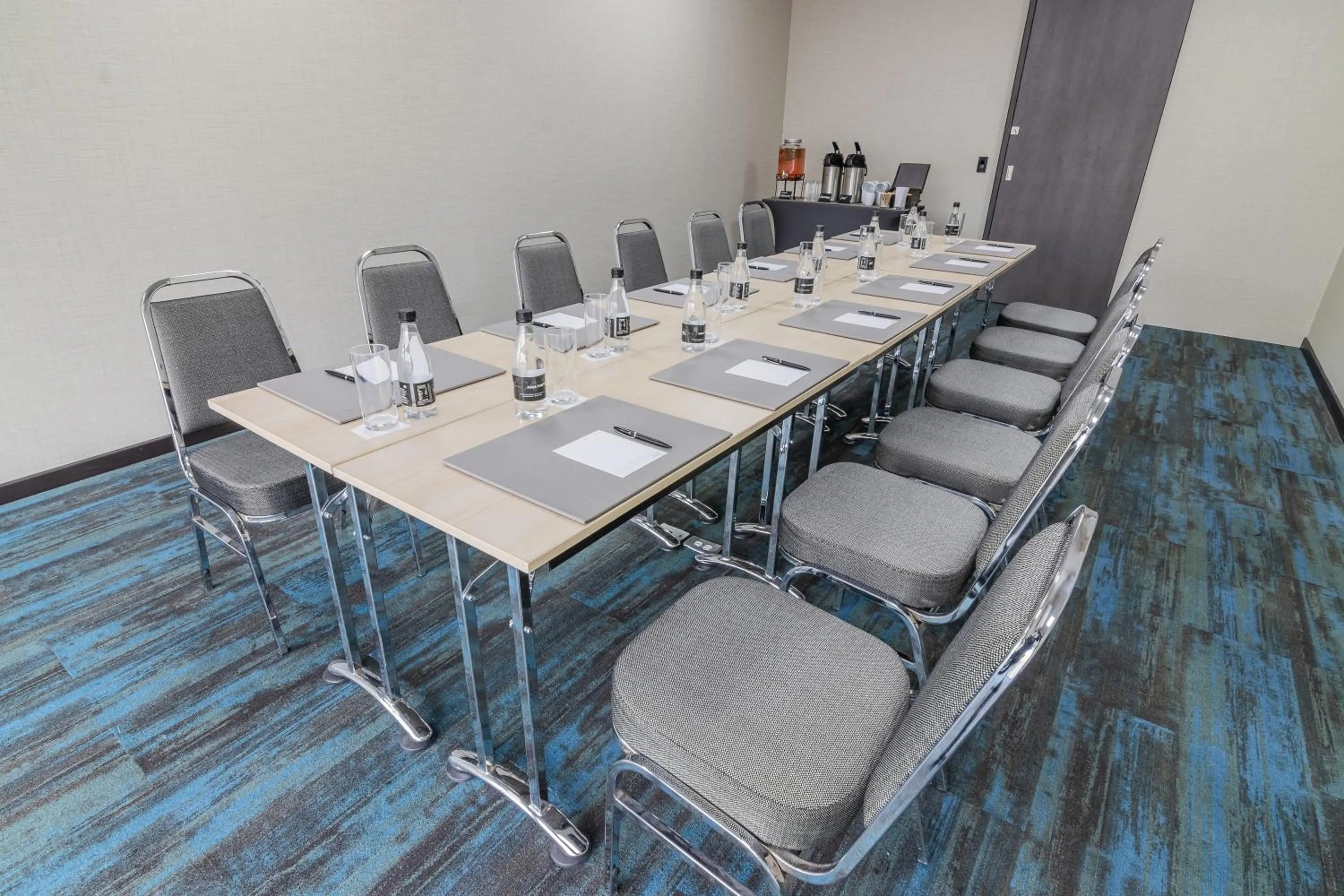 Meeting/conference room in GHL Collection 93