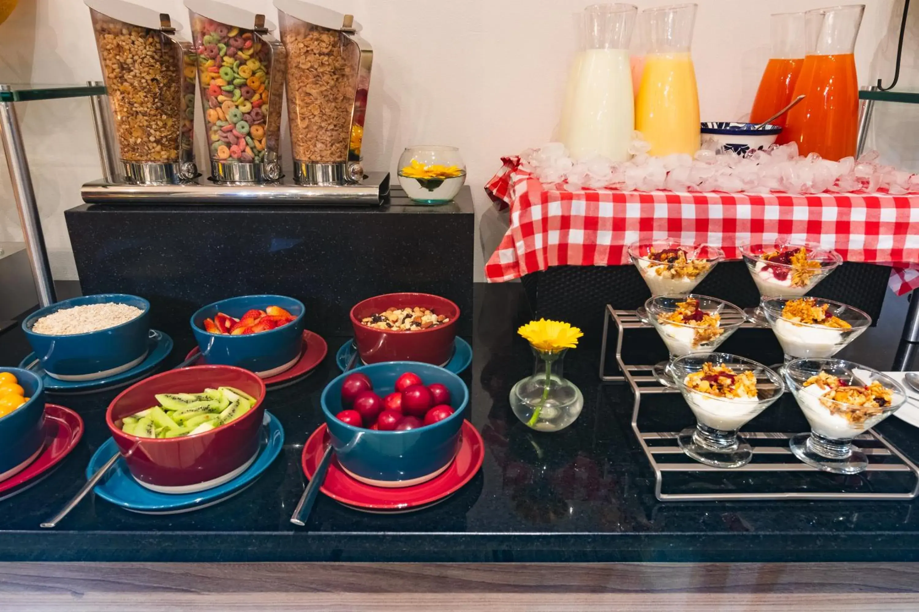 Buffet breakfast in GHL Collection 93 Buffet breakfast in GHL Collection 93