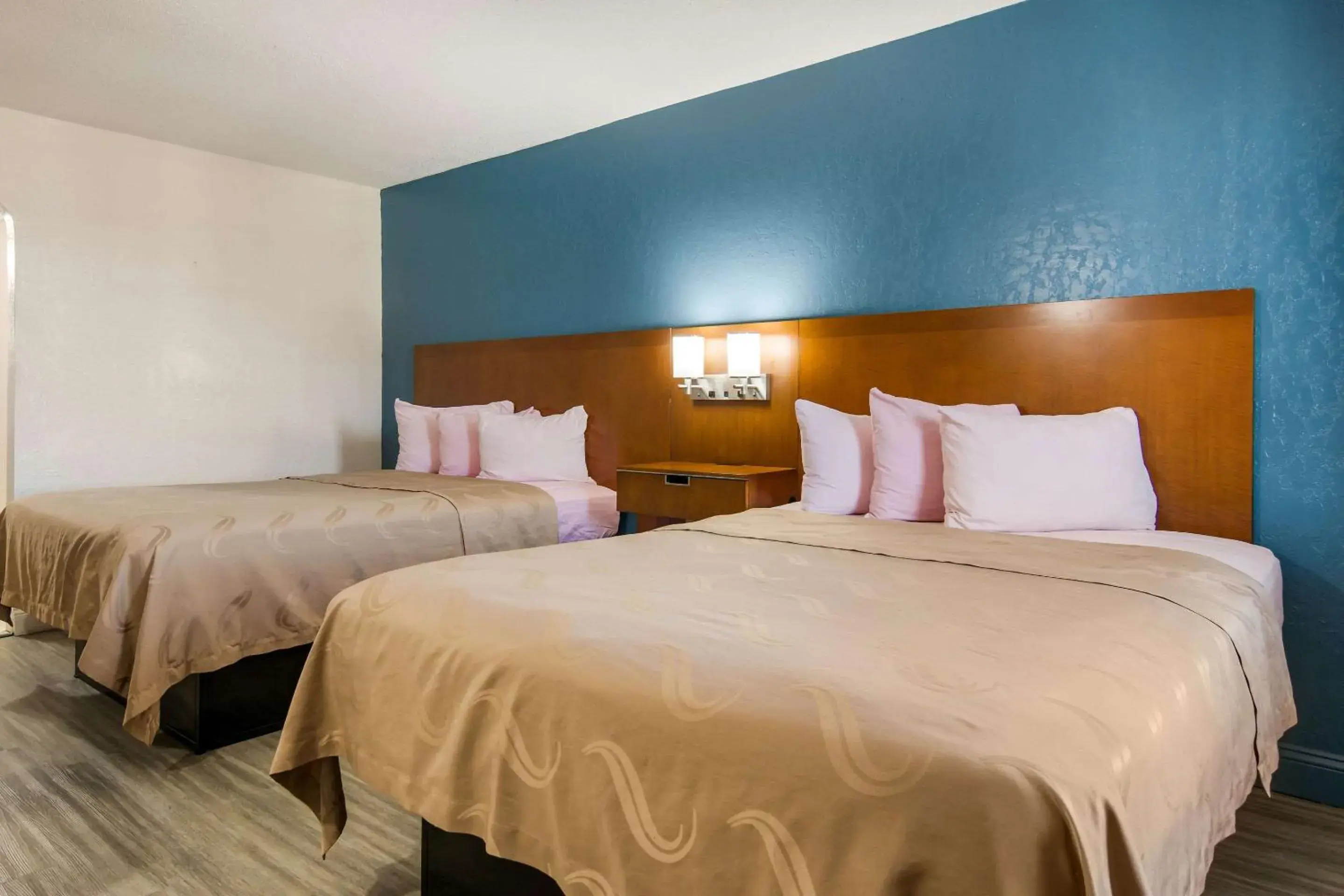 Bedroom, Bed in Rodeway Inn Broken Bow-Hochatown Bedroom, Bed in Rodeway Inn Broken Bow-Hochatown