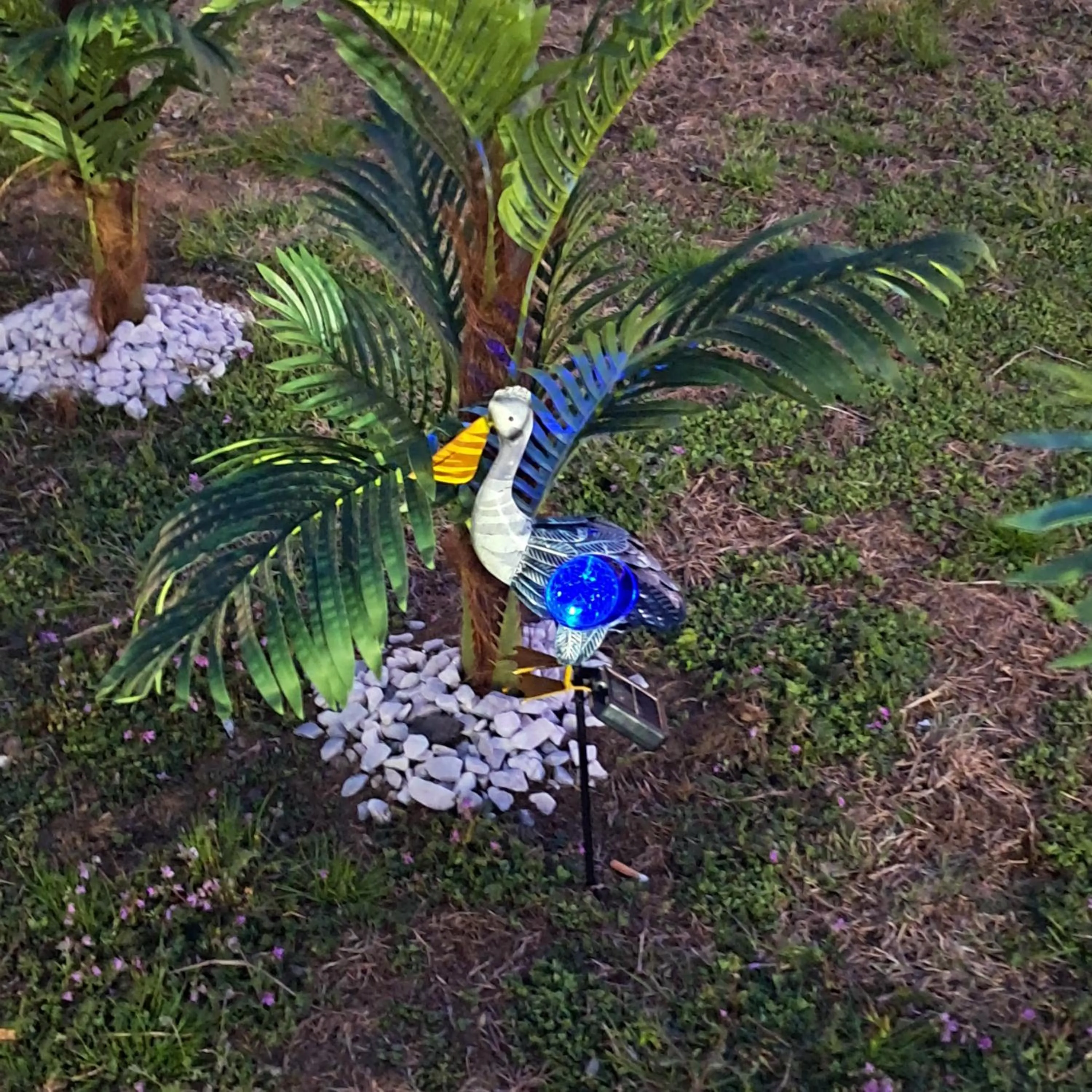 Garden view in Jonathan Edwards Motel