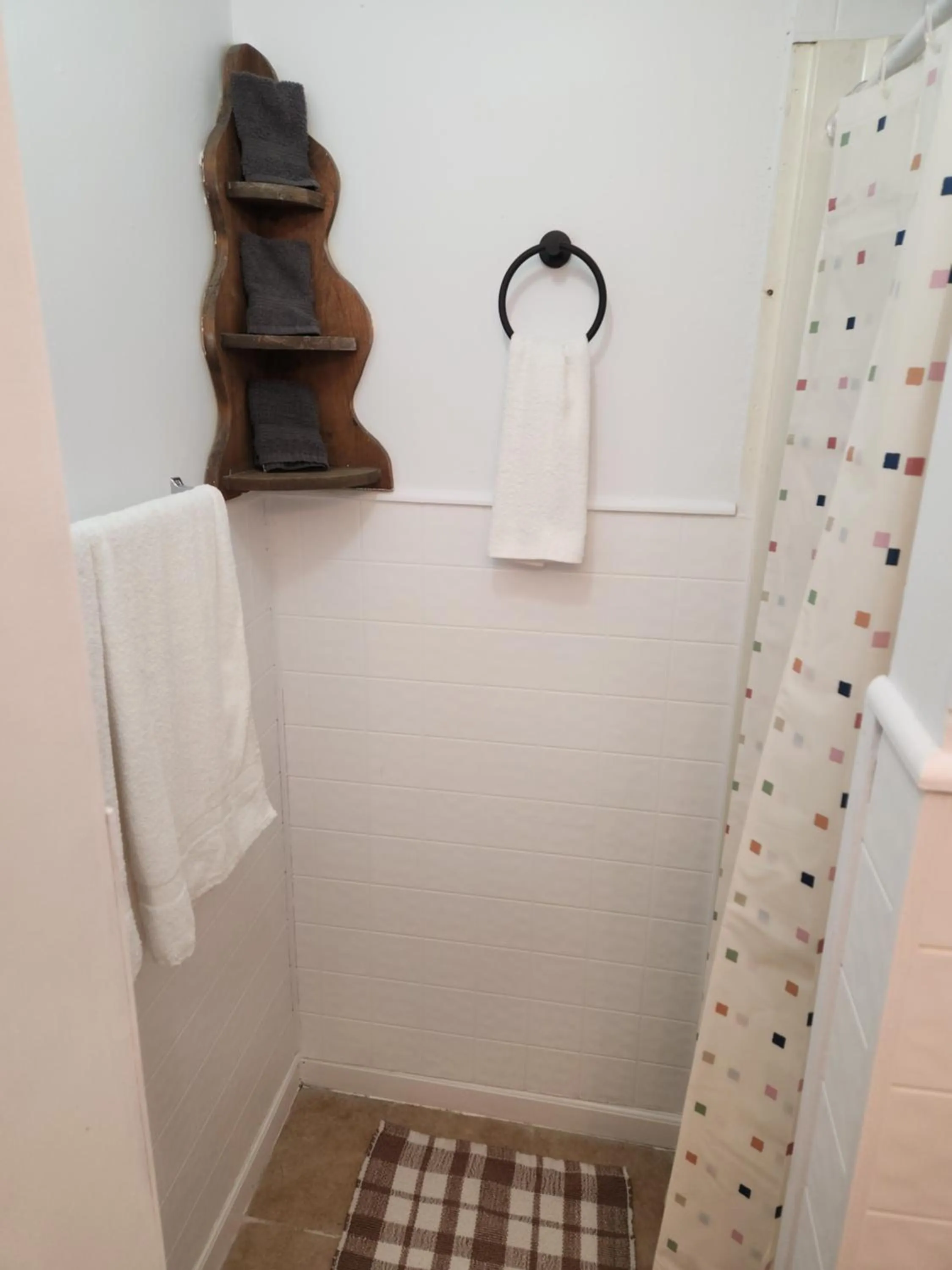 Jonathan Edwards Motel