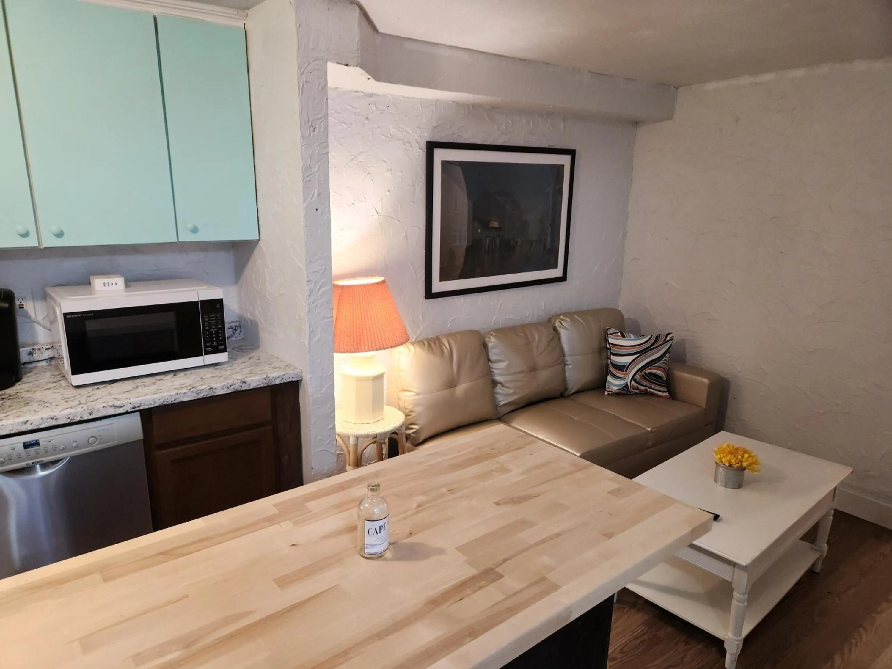 Jonathan Edwards Motel