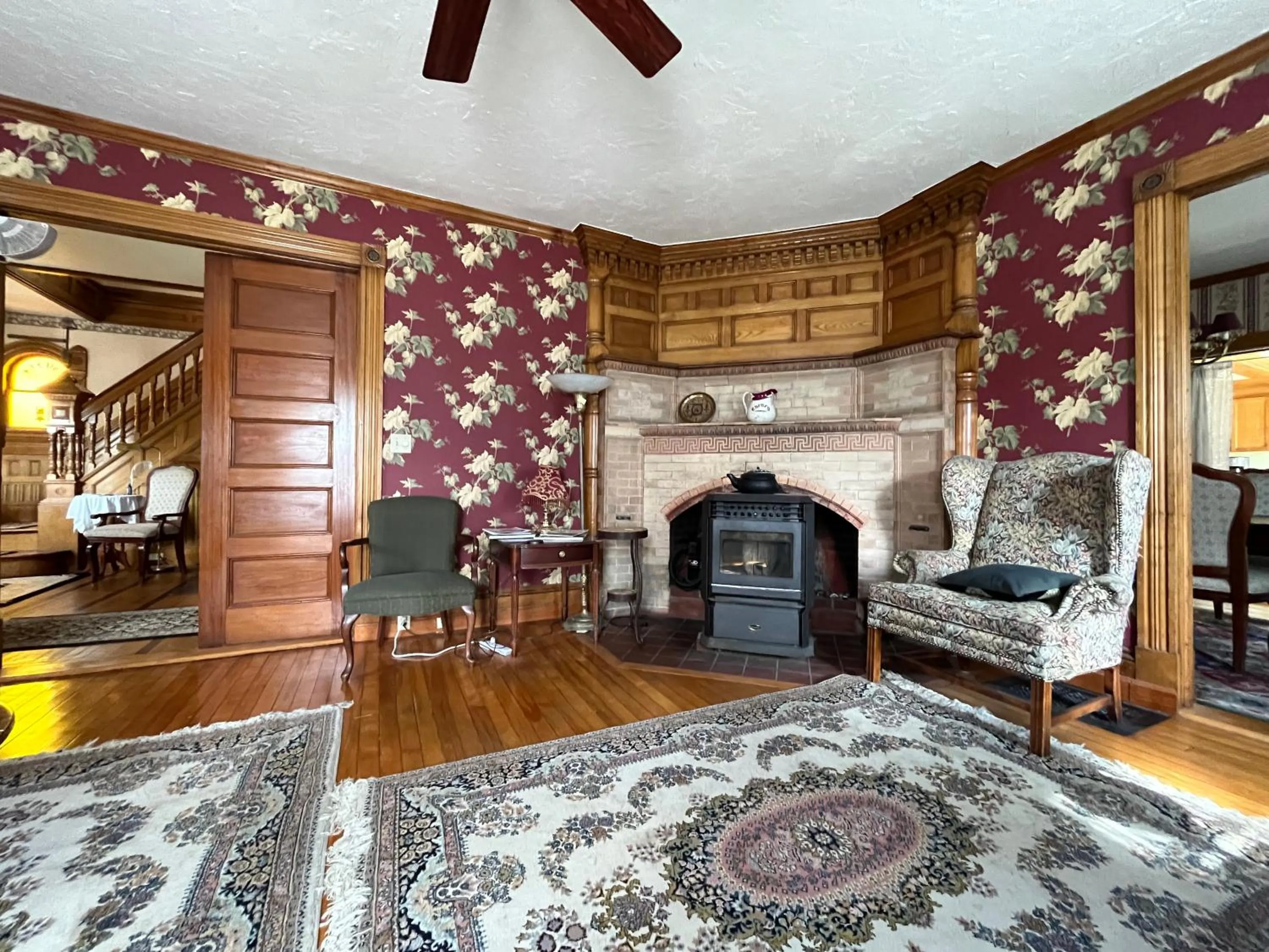 Living room in Cheney House Bed & Breakfast