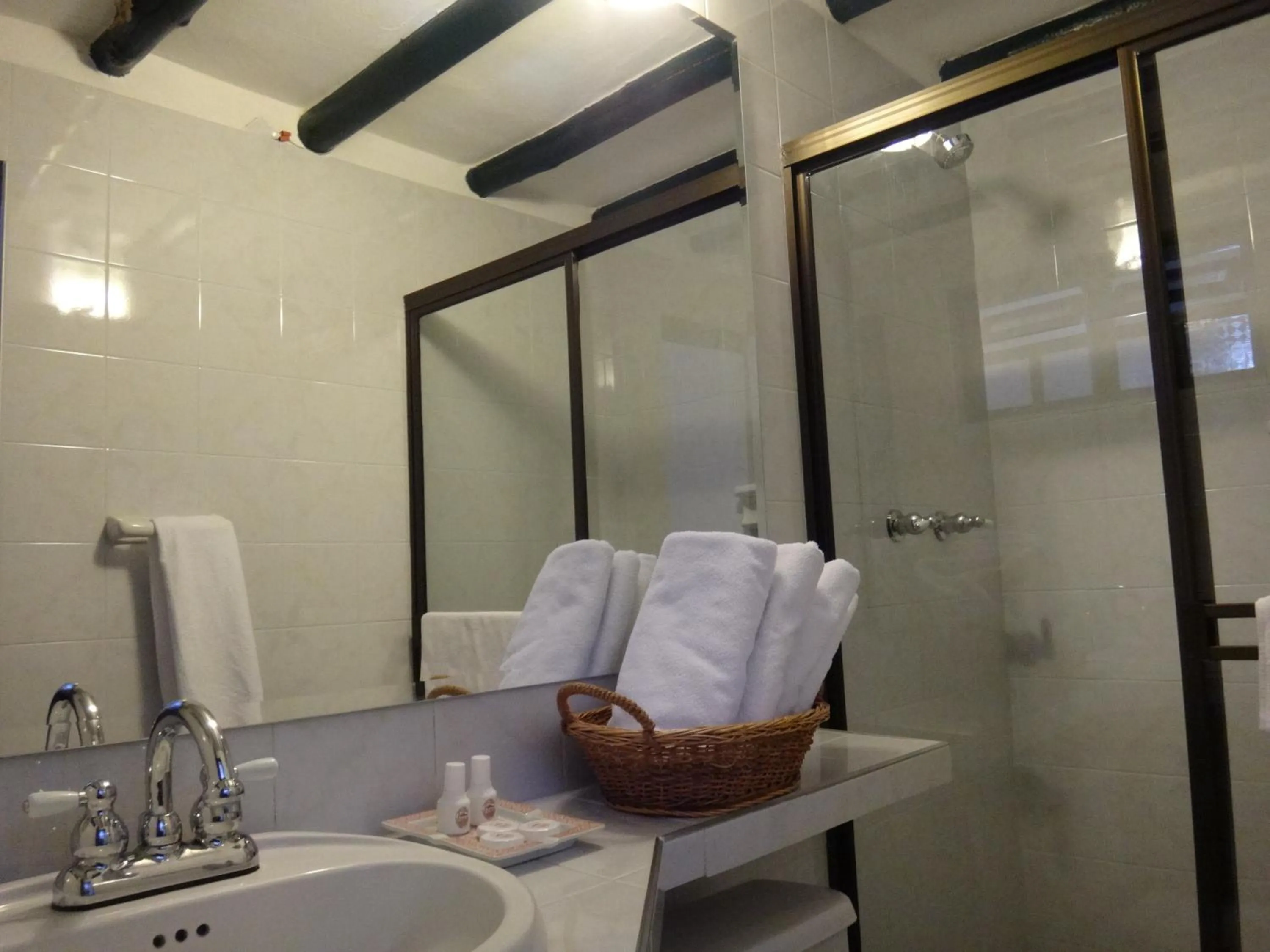 Bathroom in Hotel Hospederia San Carlos Villa De Leyva