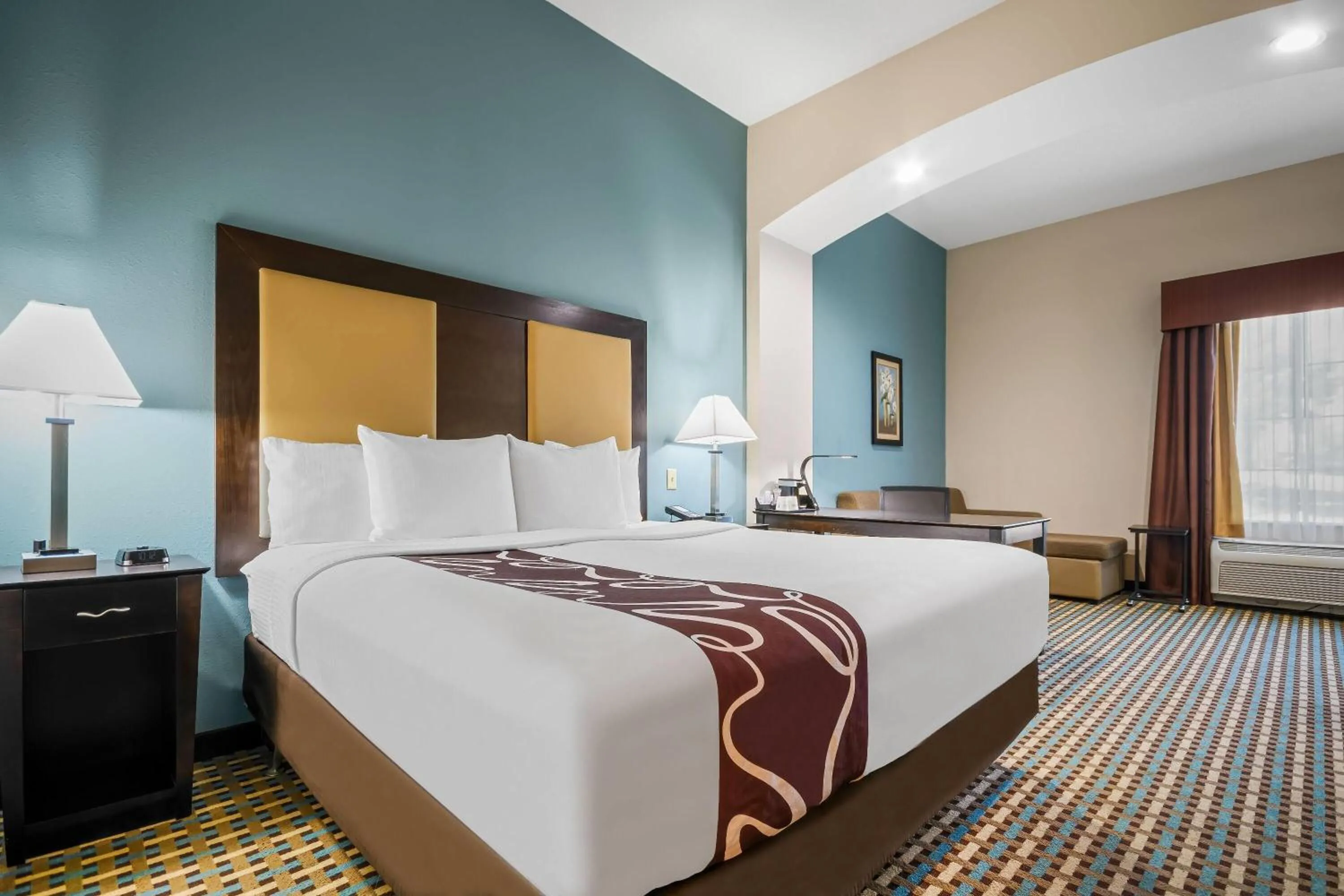 Bed in La Quinta by Wyndham Stonington-Mystic Area