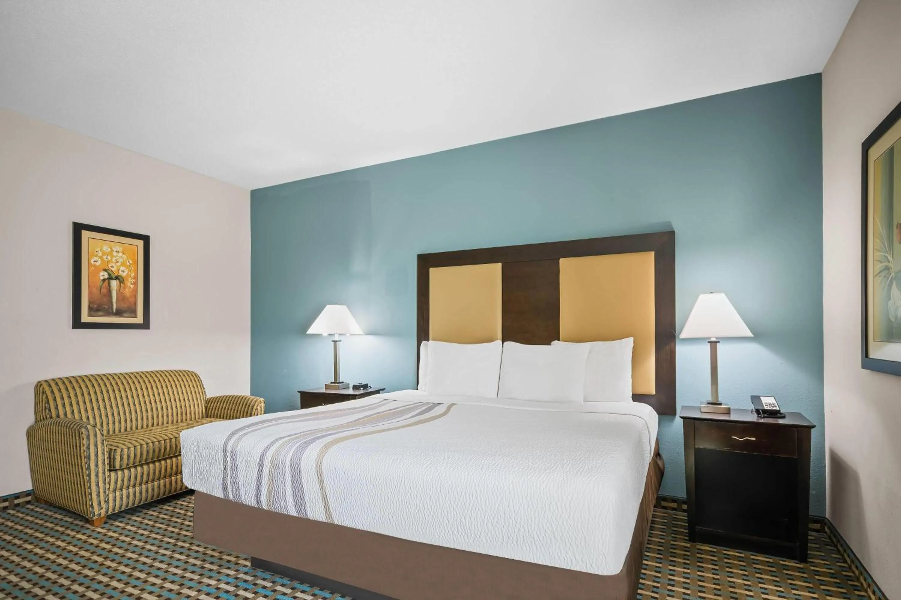 Bed in La Quinta by Wyndham Stonington-Mystic Area