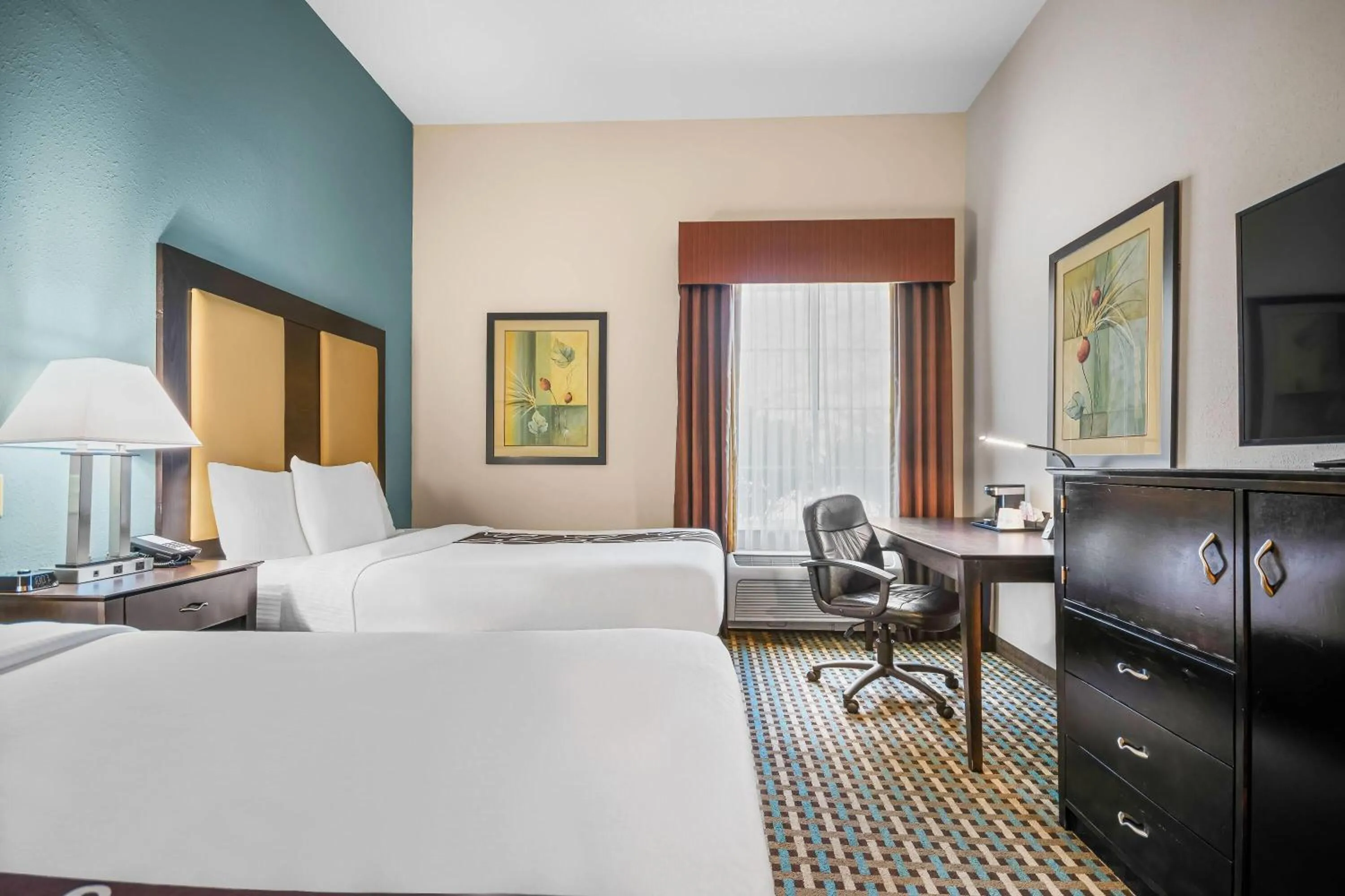 Bed in La Quinta by Wyndham Stonington-Mystic Area