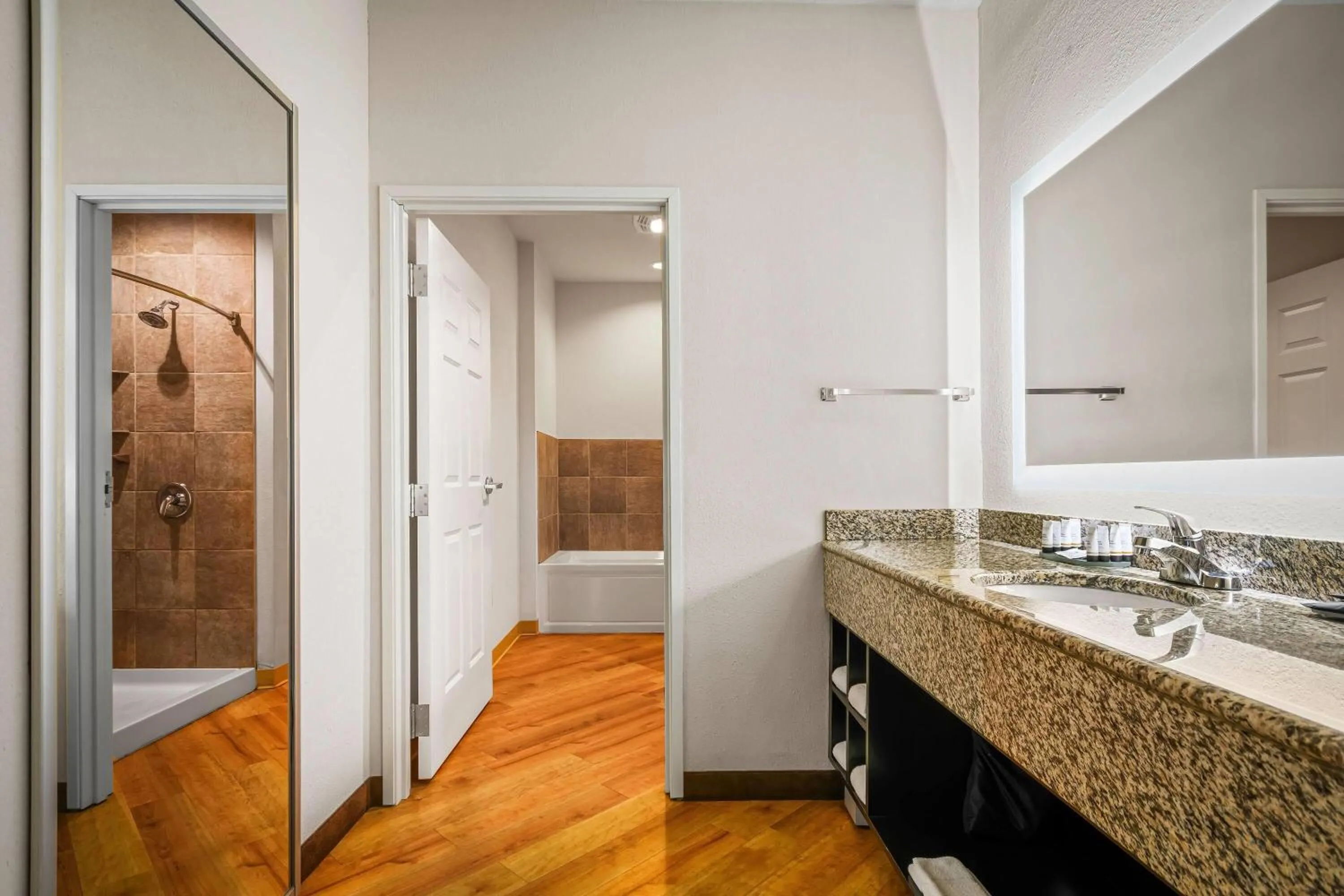 Bathroom in La Quinta by Wyndham Stonington-Mystic Area