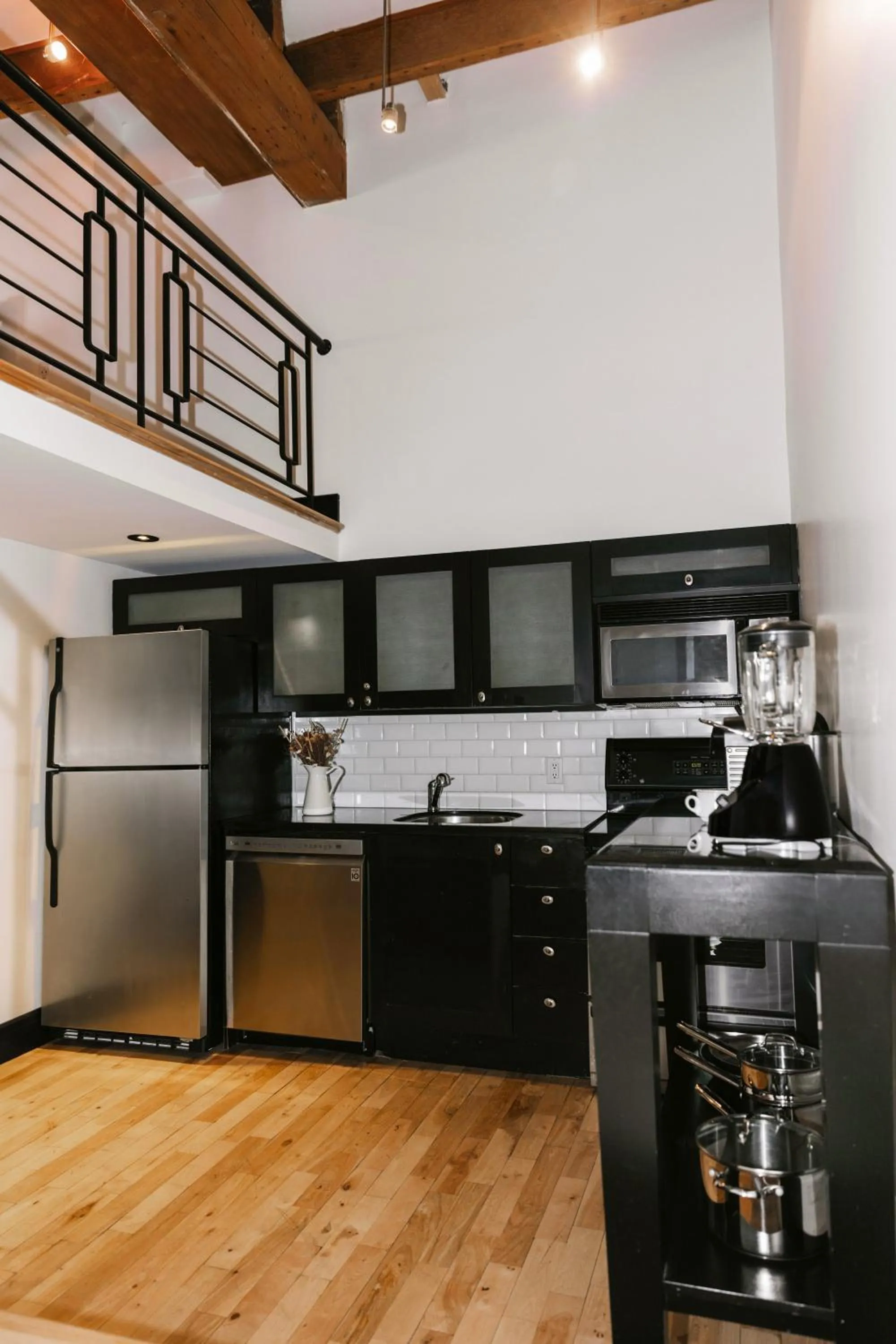 Kitchen or kitchenette in Lofts du Vieux-Port by Gray Collection