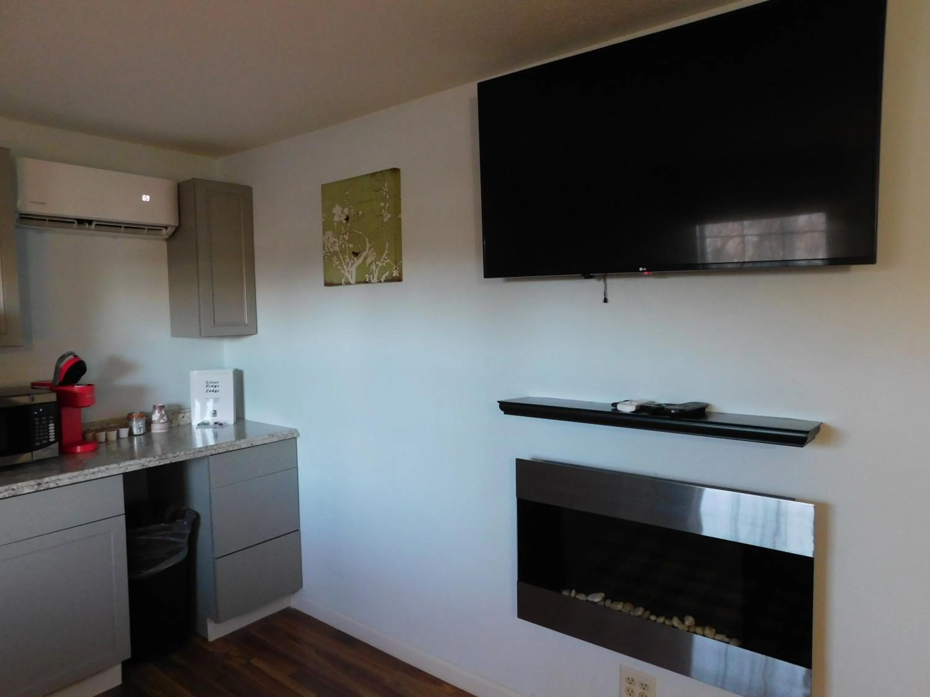 TV and multimedia in Silver Ridge Lodge