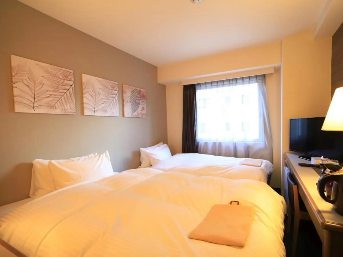 Bedroom, Bed in Hotel Leon Hamamatsu