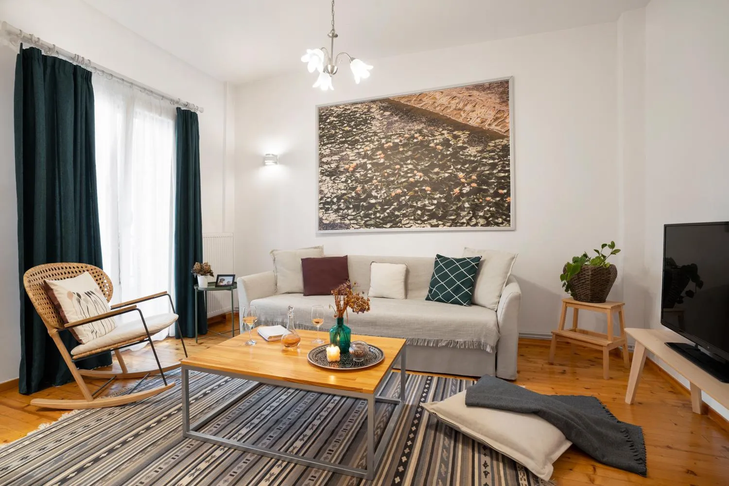 Area and facilities in The 4 Travellers Thessaloniki