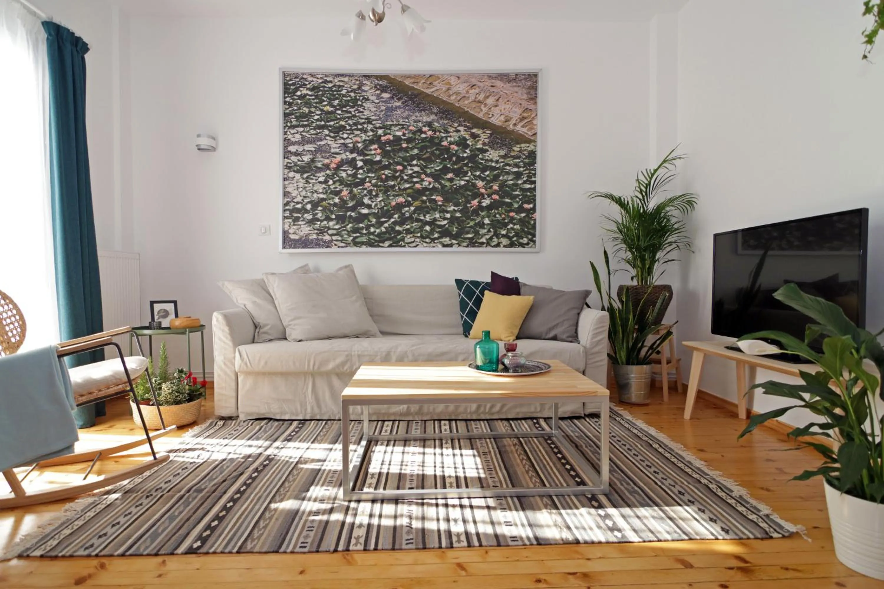 Living room in The 4 Travellers Thessaloniki