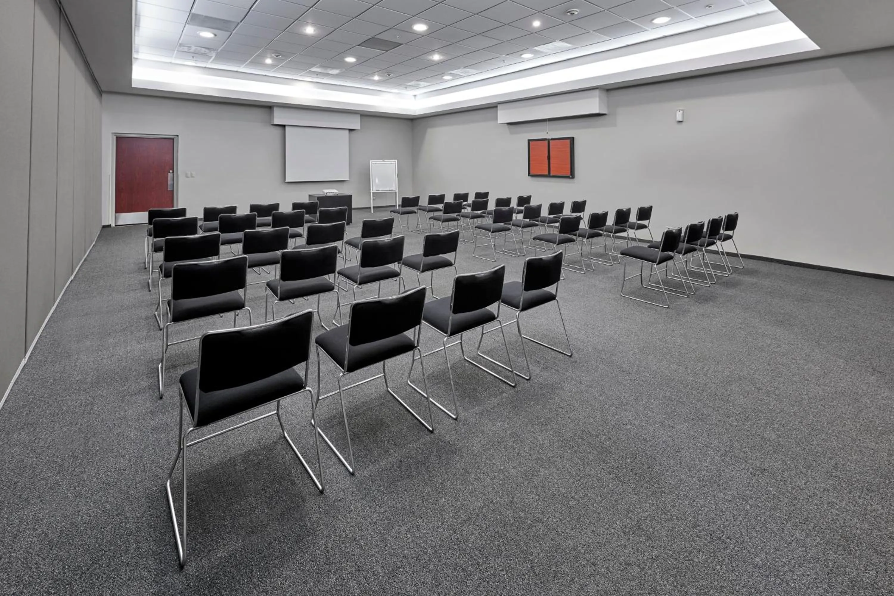 Meeting/conference room in City Express by Marriott Monterrey Aeropuerto