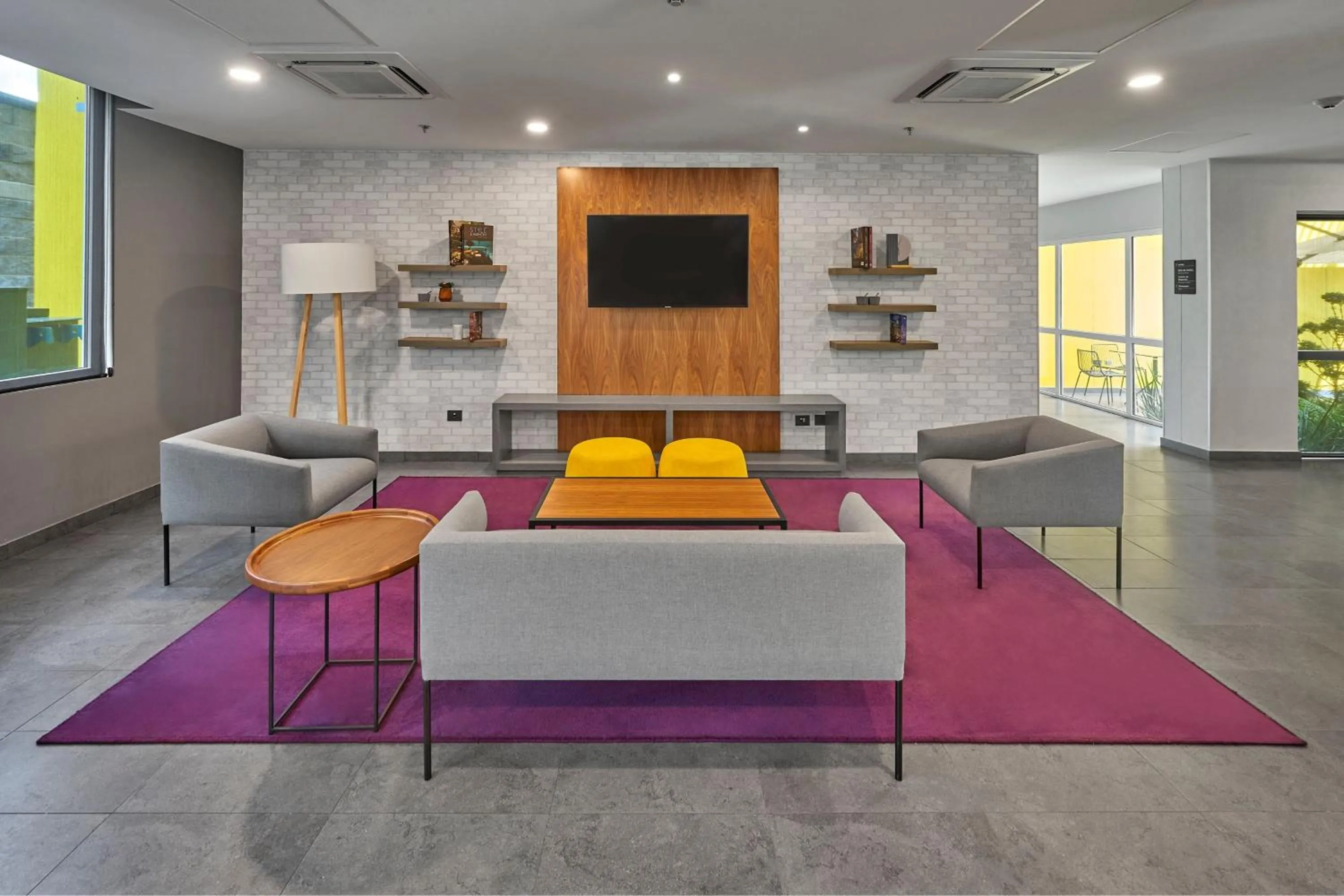 Living room in City Express by Marriott Monterrey Aeropuerto