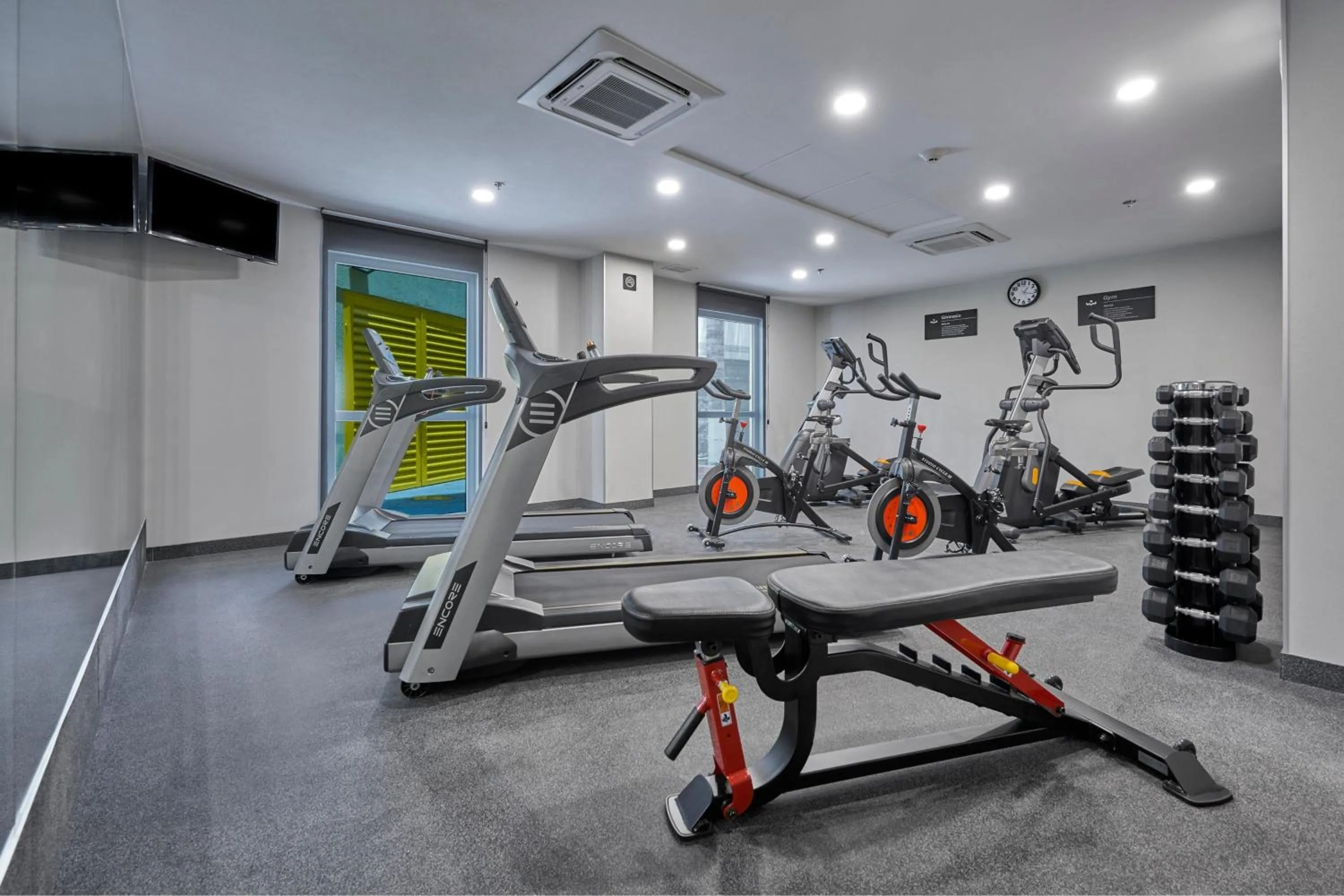 Fitness centre/facilities in City Express by Marriott Monterrey Aeropuerto