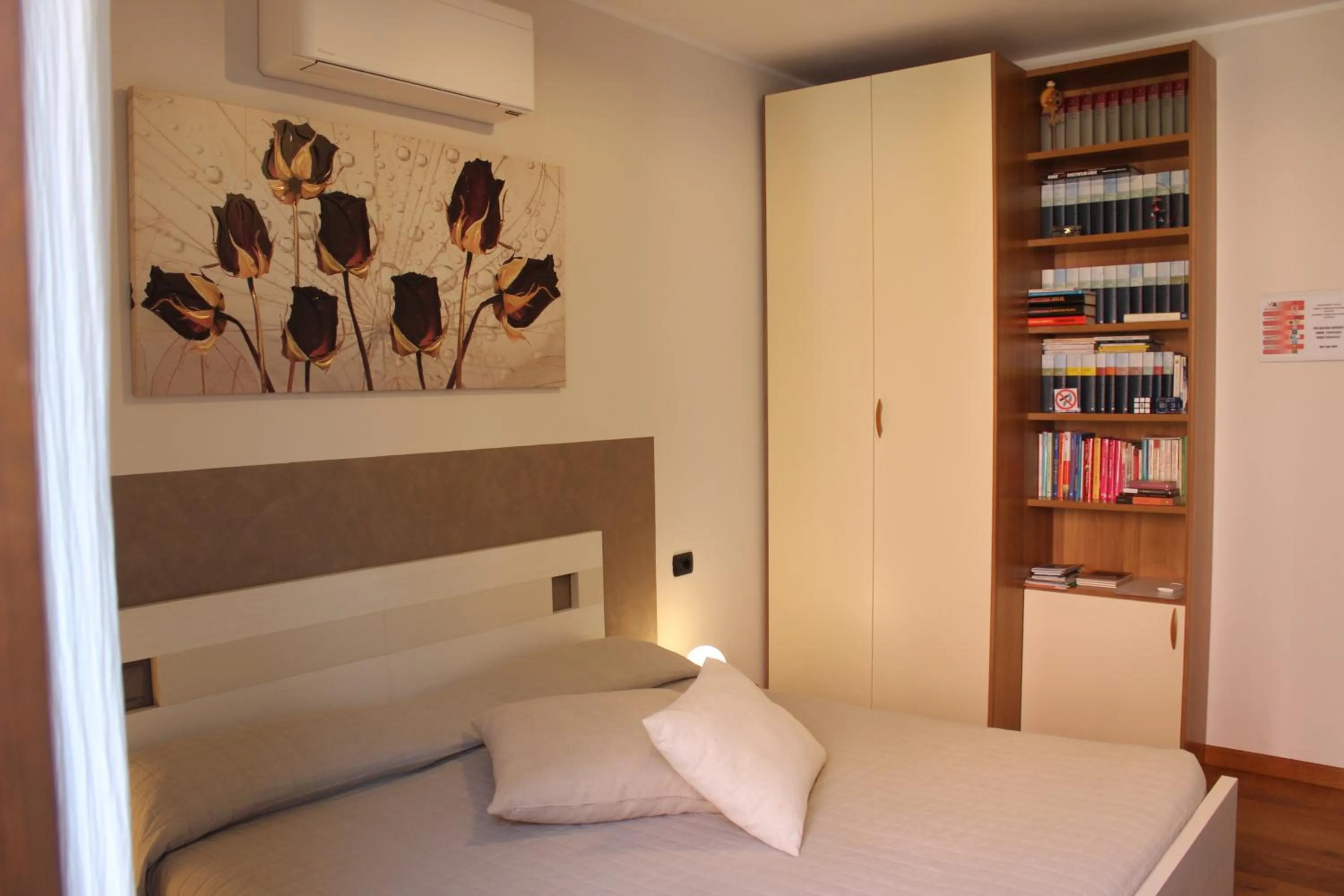 Bedroom, Bed in Due Lune B&B