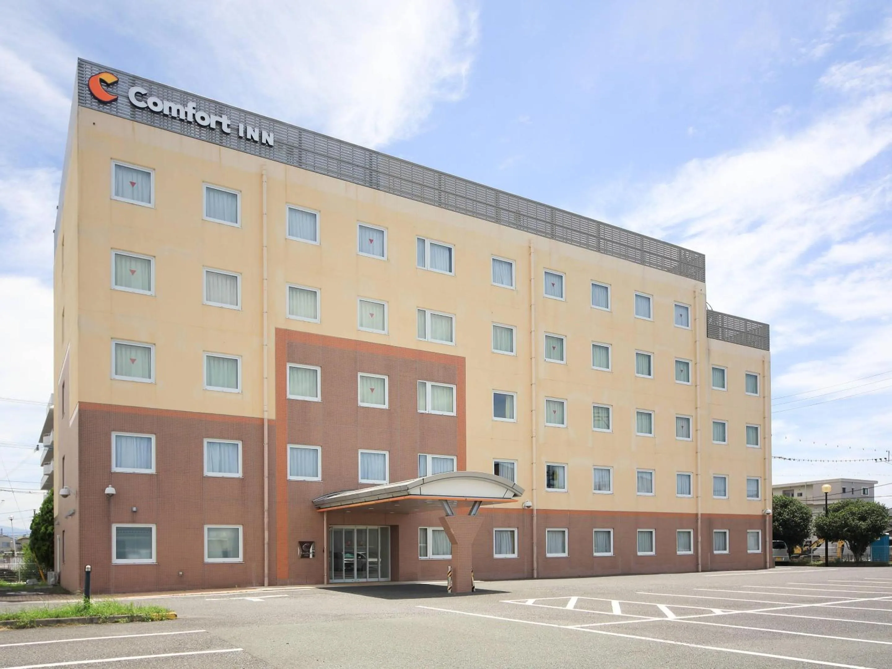 Property building in Comfort Inn Kumamoto Miyukifueda