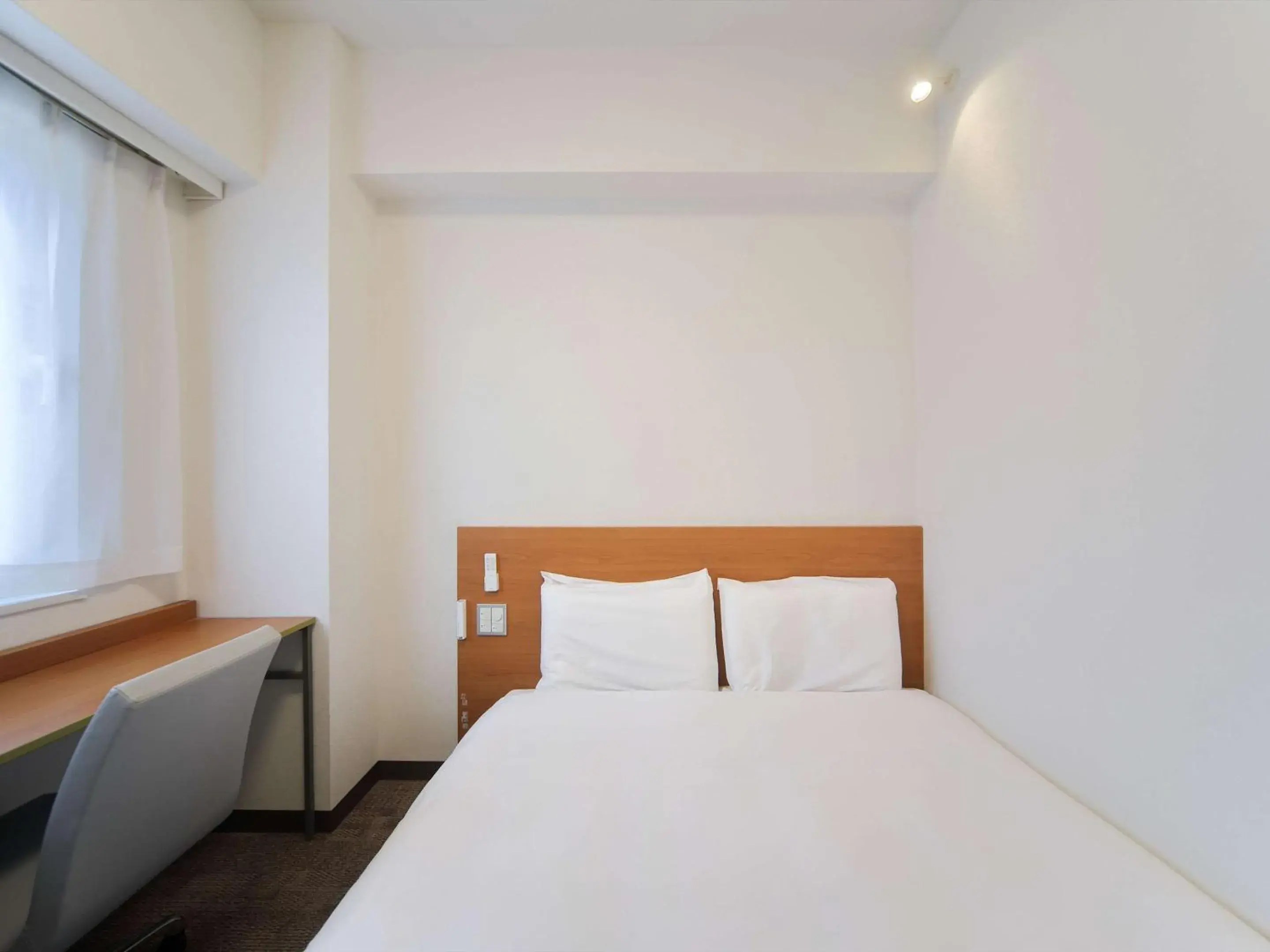 Bedroom, Bed in Chisun Inn Tosu Bedroom, Bed in Chisun Inn Tosu