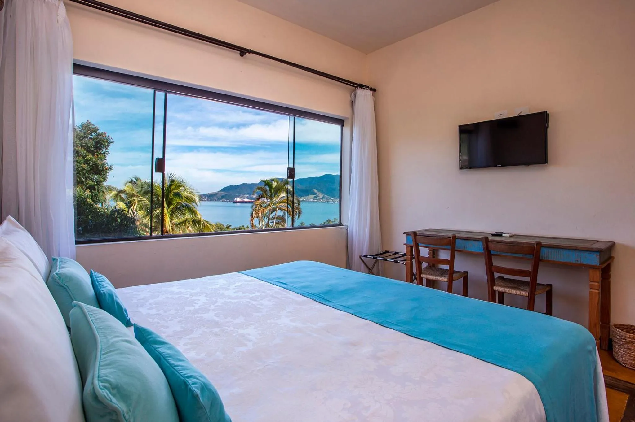 Double or Twin Room with Partial Sea View in Pousada Altamira