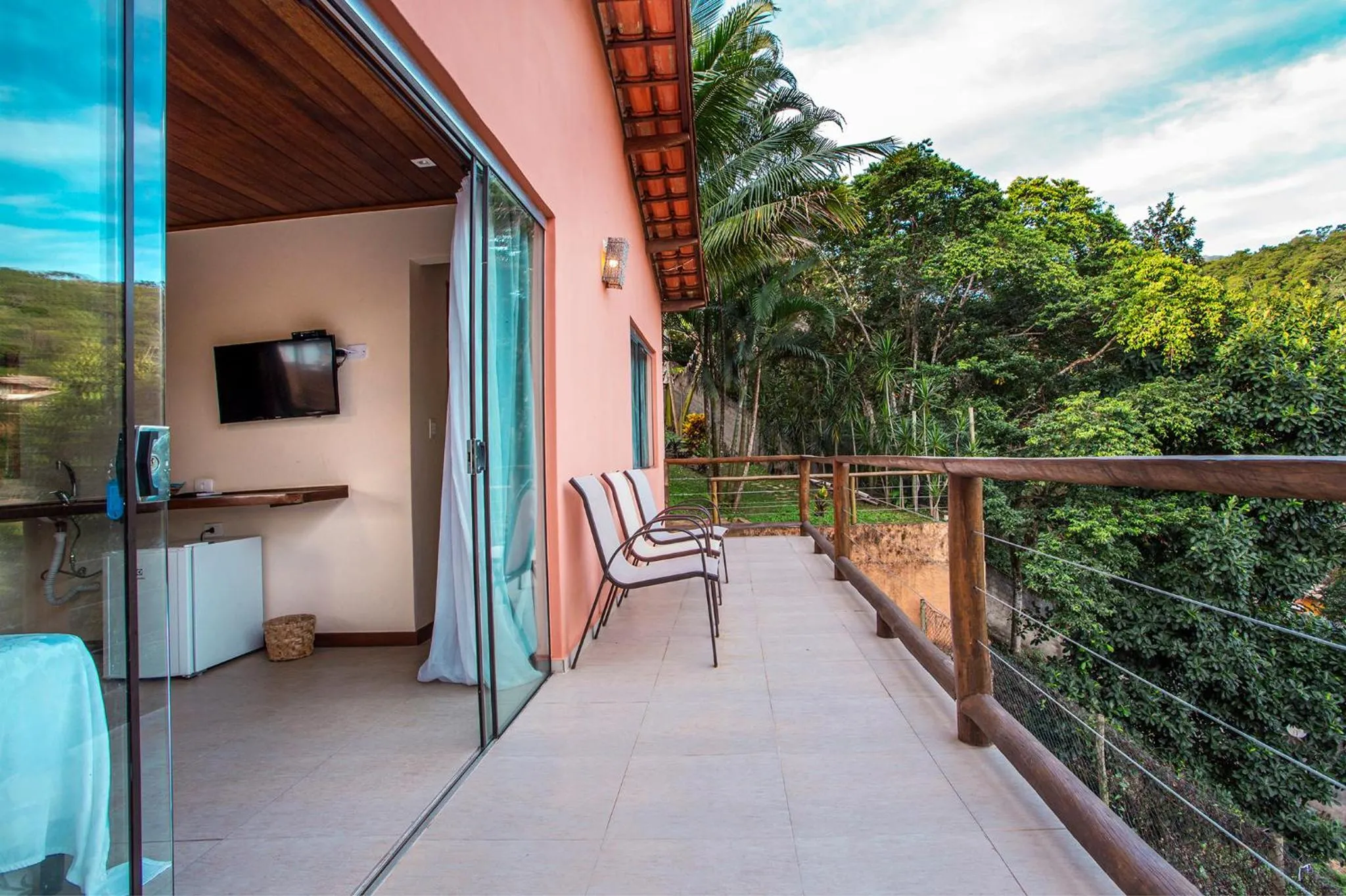 Triple Room with Mountain View in Pousada Altamira