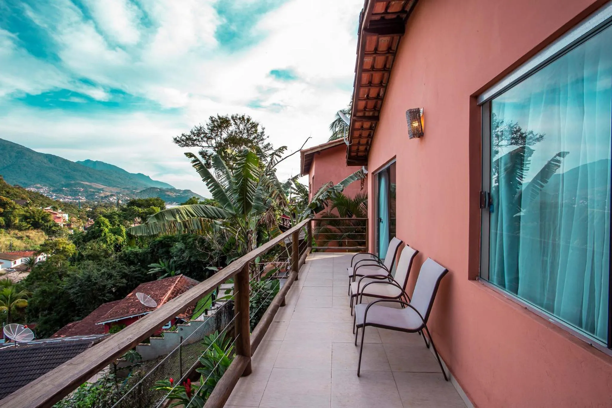 Triple Room with Mountain View in Pousada Altamira