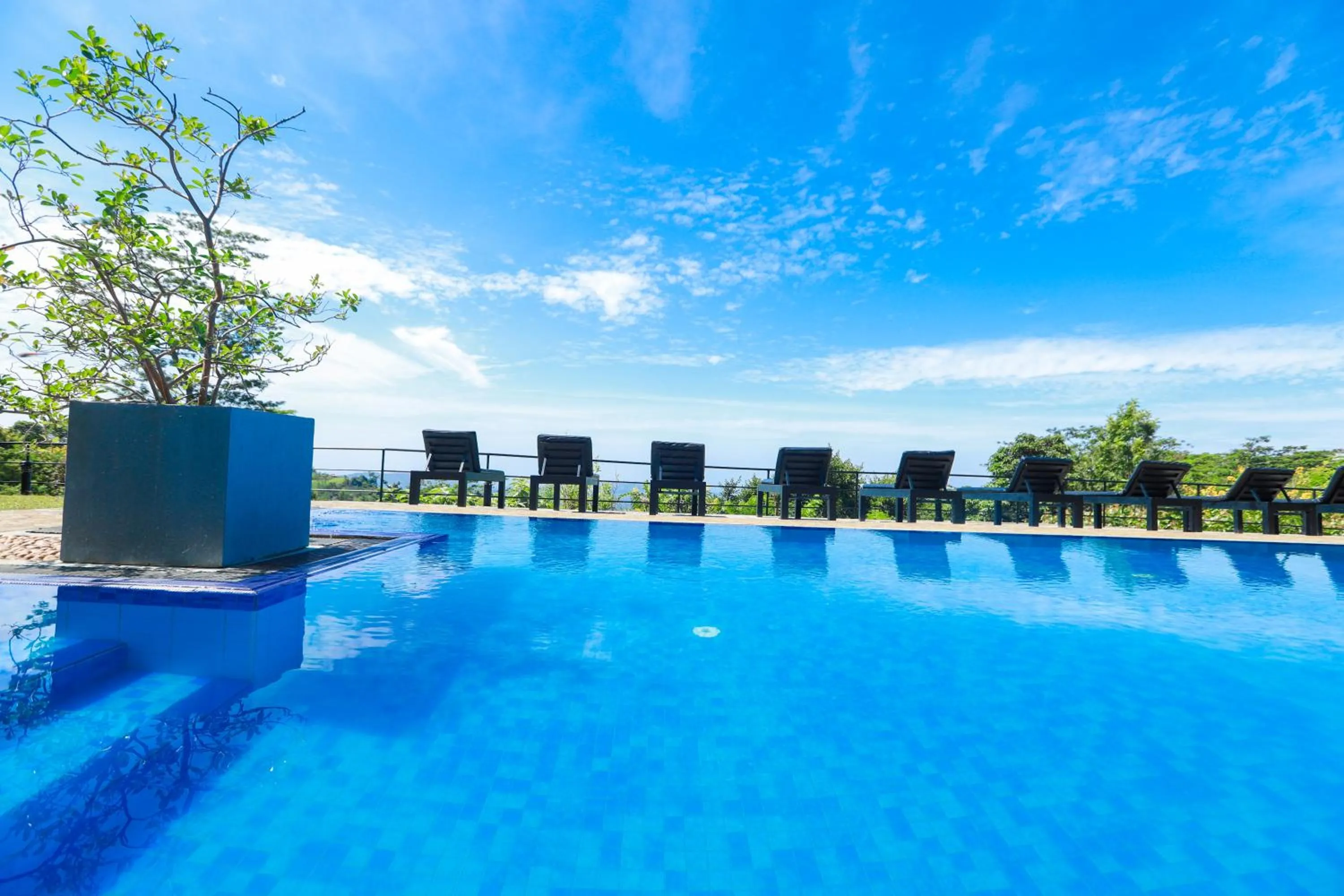 Pool view in Melheim Resort and Spa