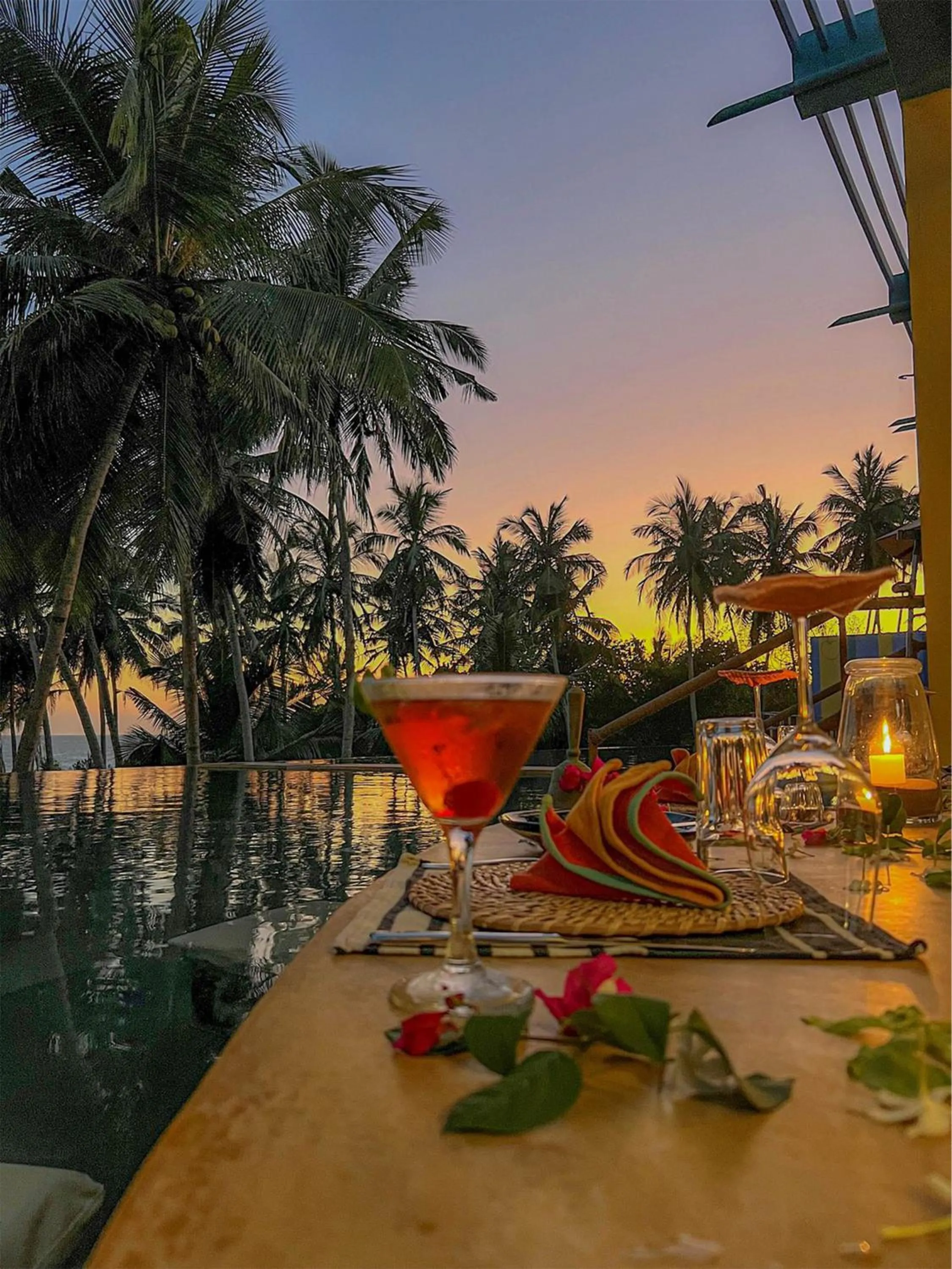 Pool view in Buckingham Place