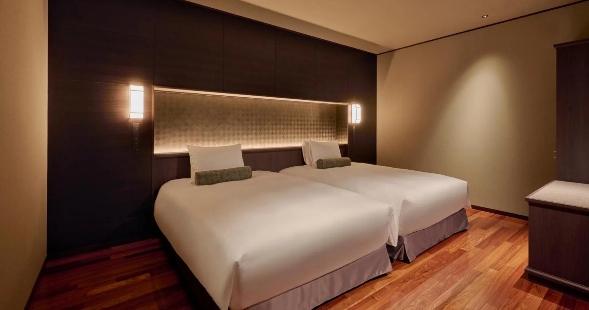 Bedroom, Bed in Fufu Atami