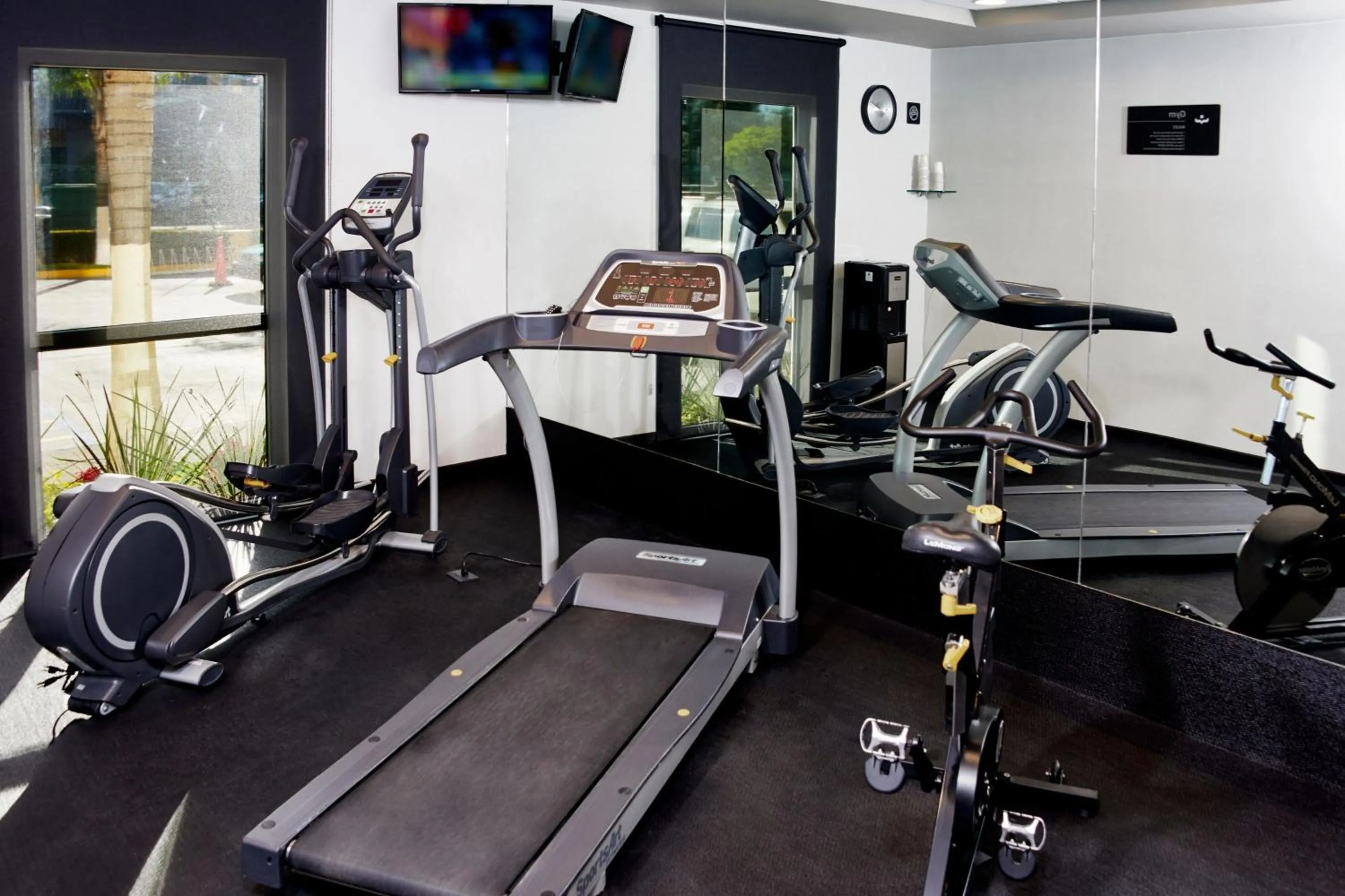 Fitness centre/facilities in City Express by Marriott Nogales