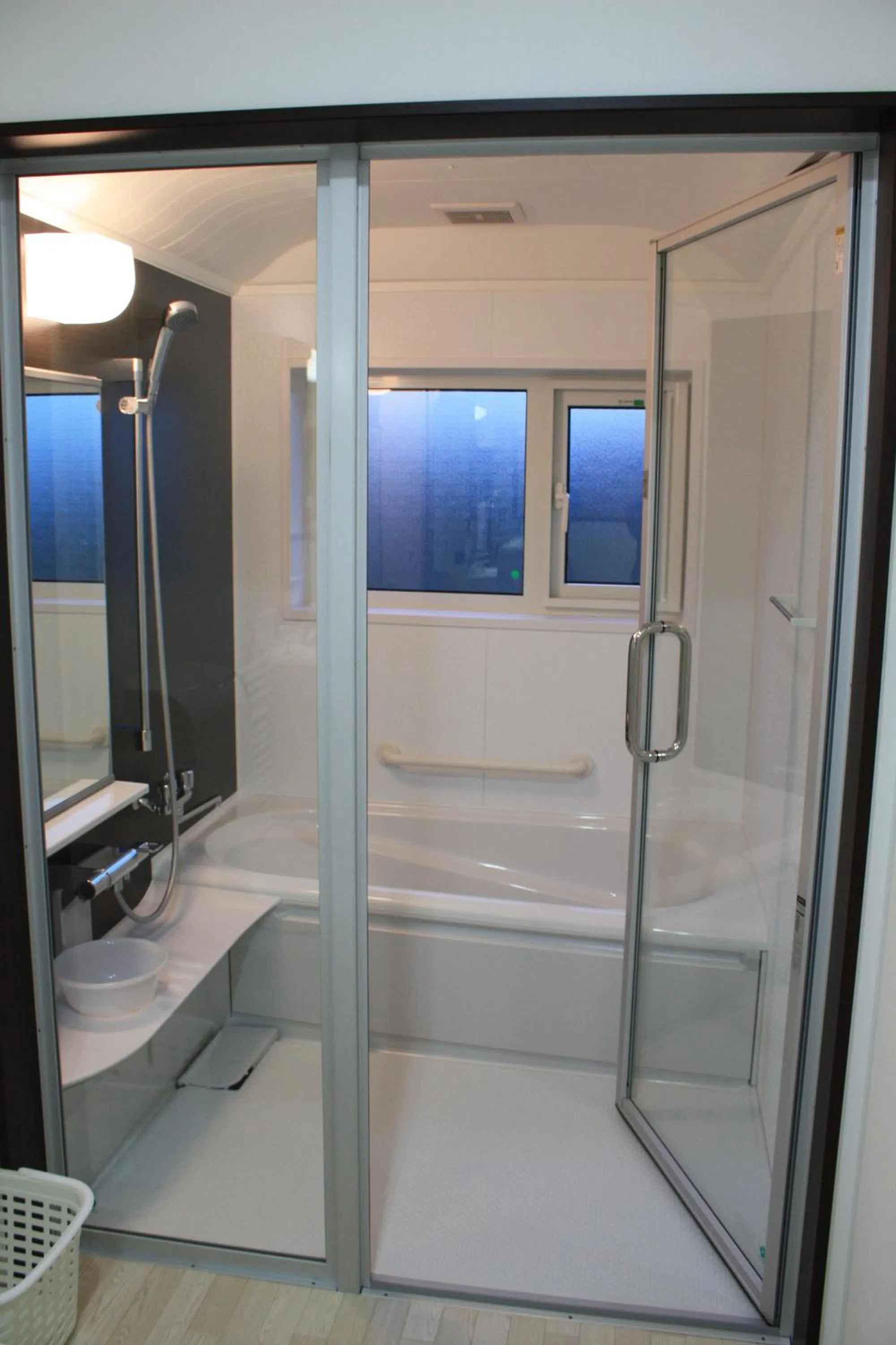 Bathroom in Tsuru Apartments