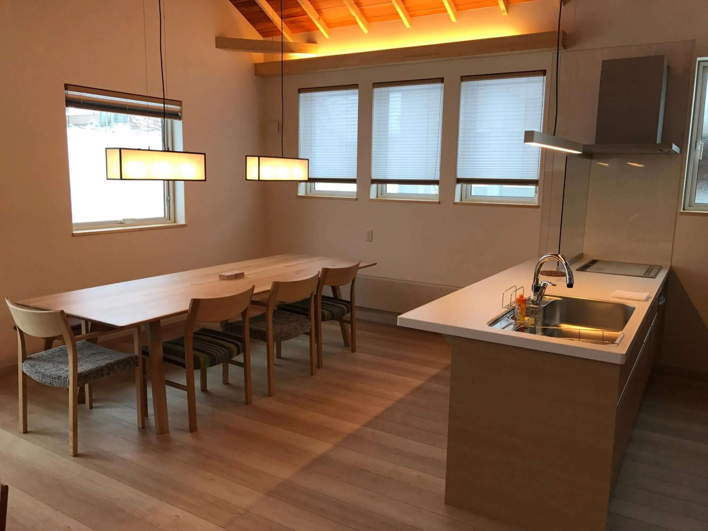 Kitchen or kitchenette in Tsuru Apartments