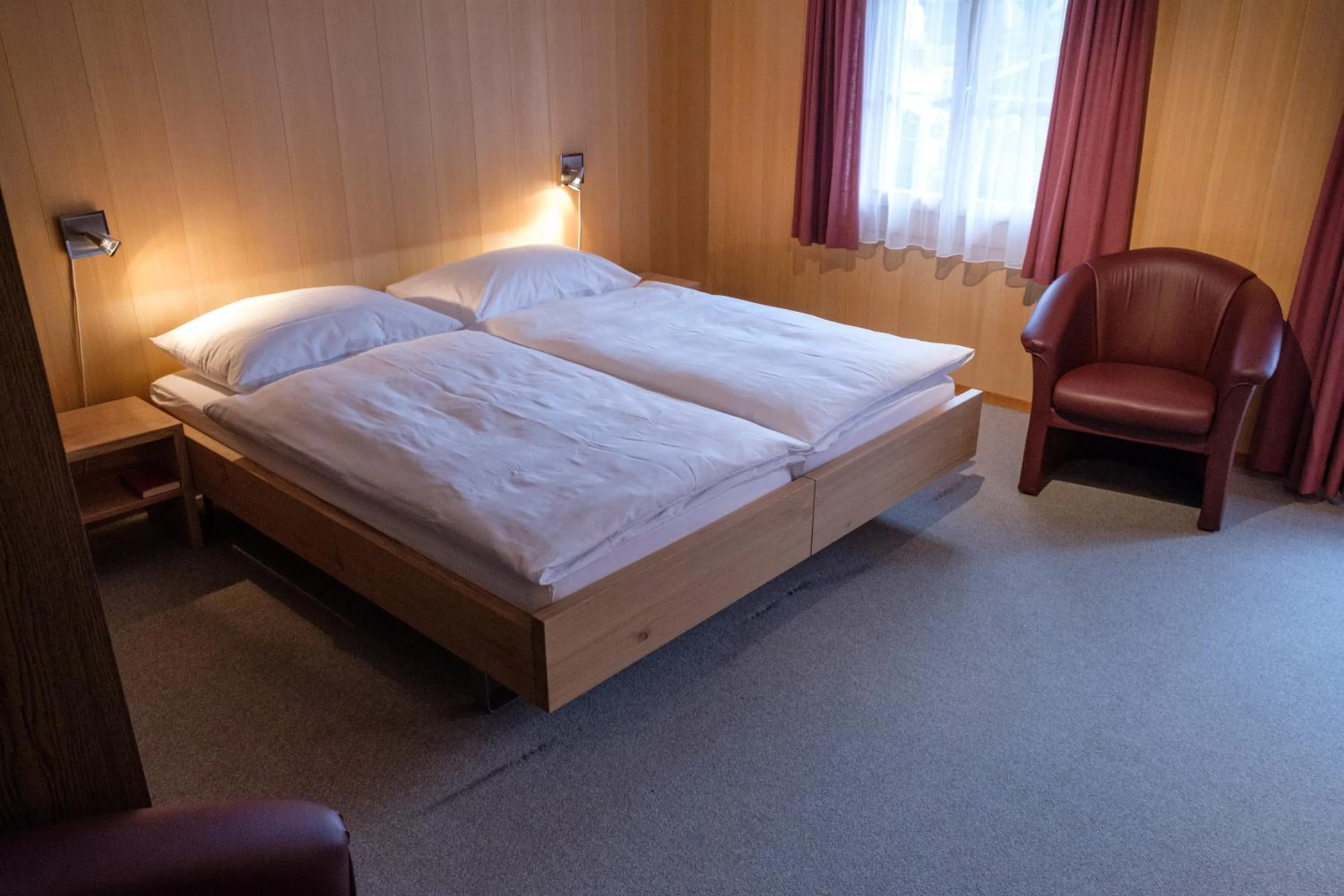 Photo of the whole room, Bed in Hotel Garni Alpenruh